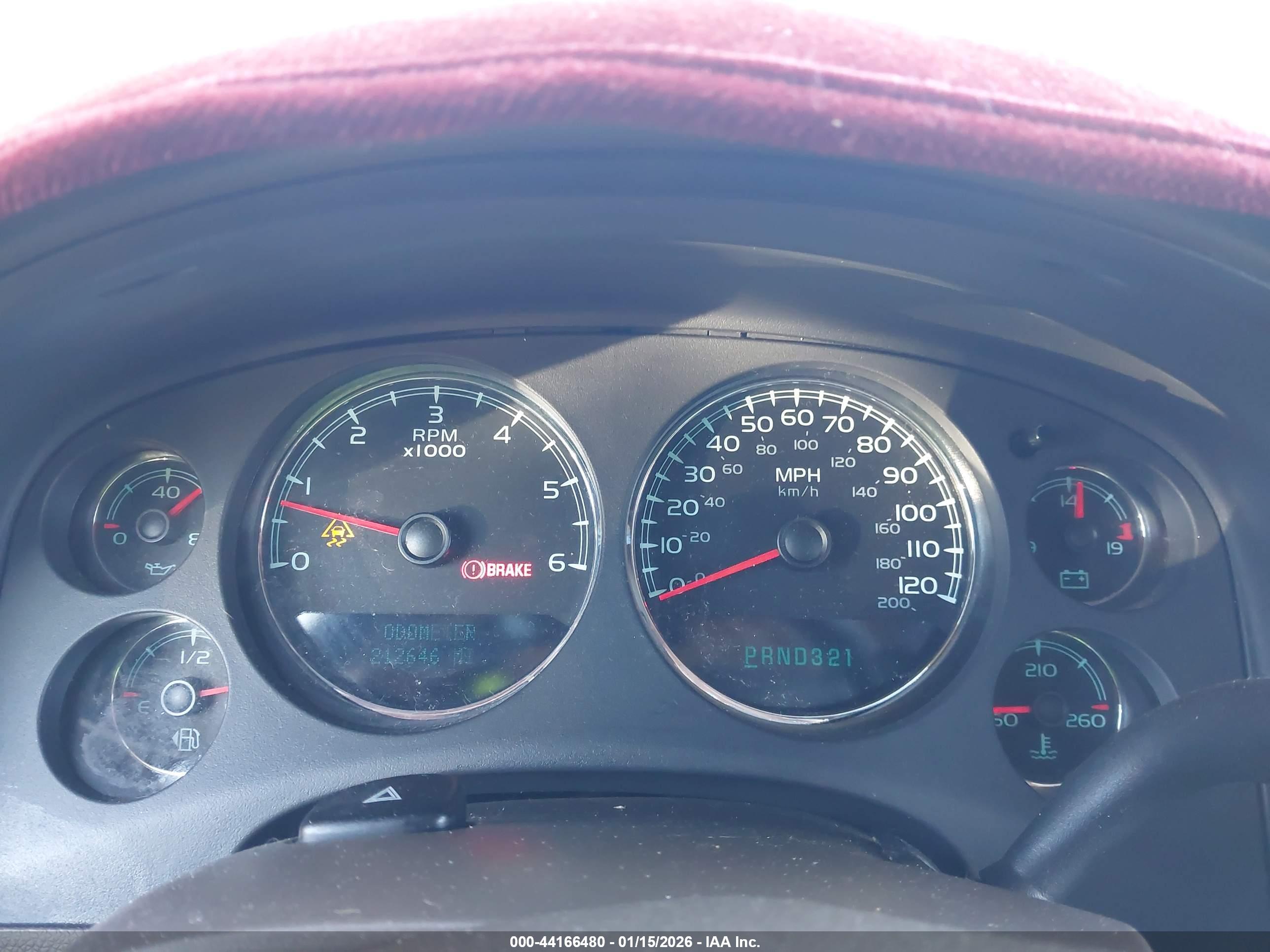 GMC YUKON image 7