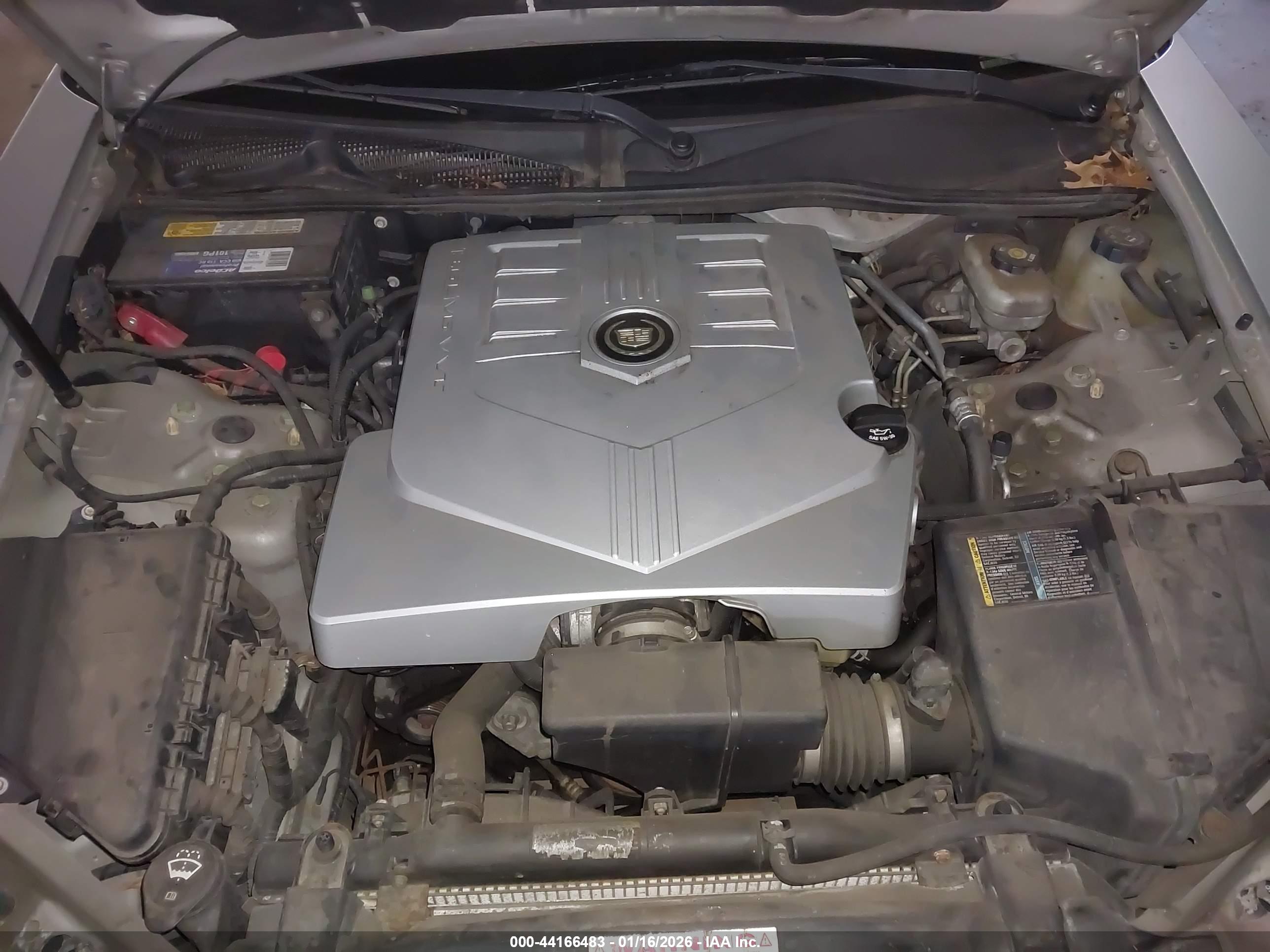CADILLAC CTS image 10