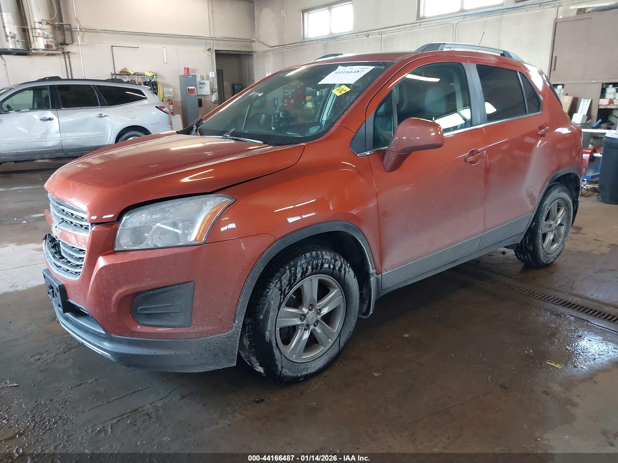 CHEVROLET TRAX image 2