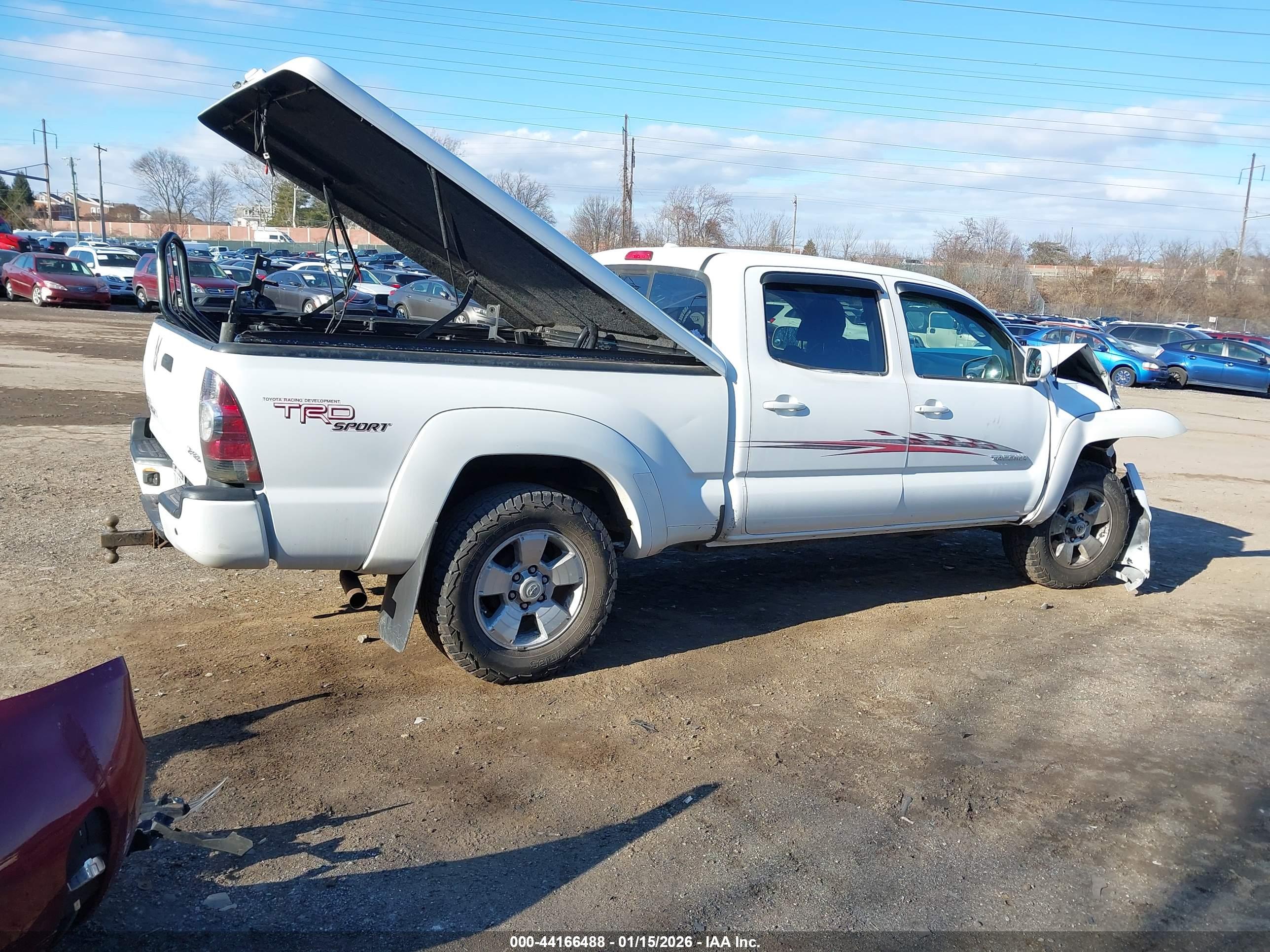 TOYOTA TACOMA image 4
