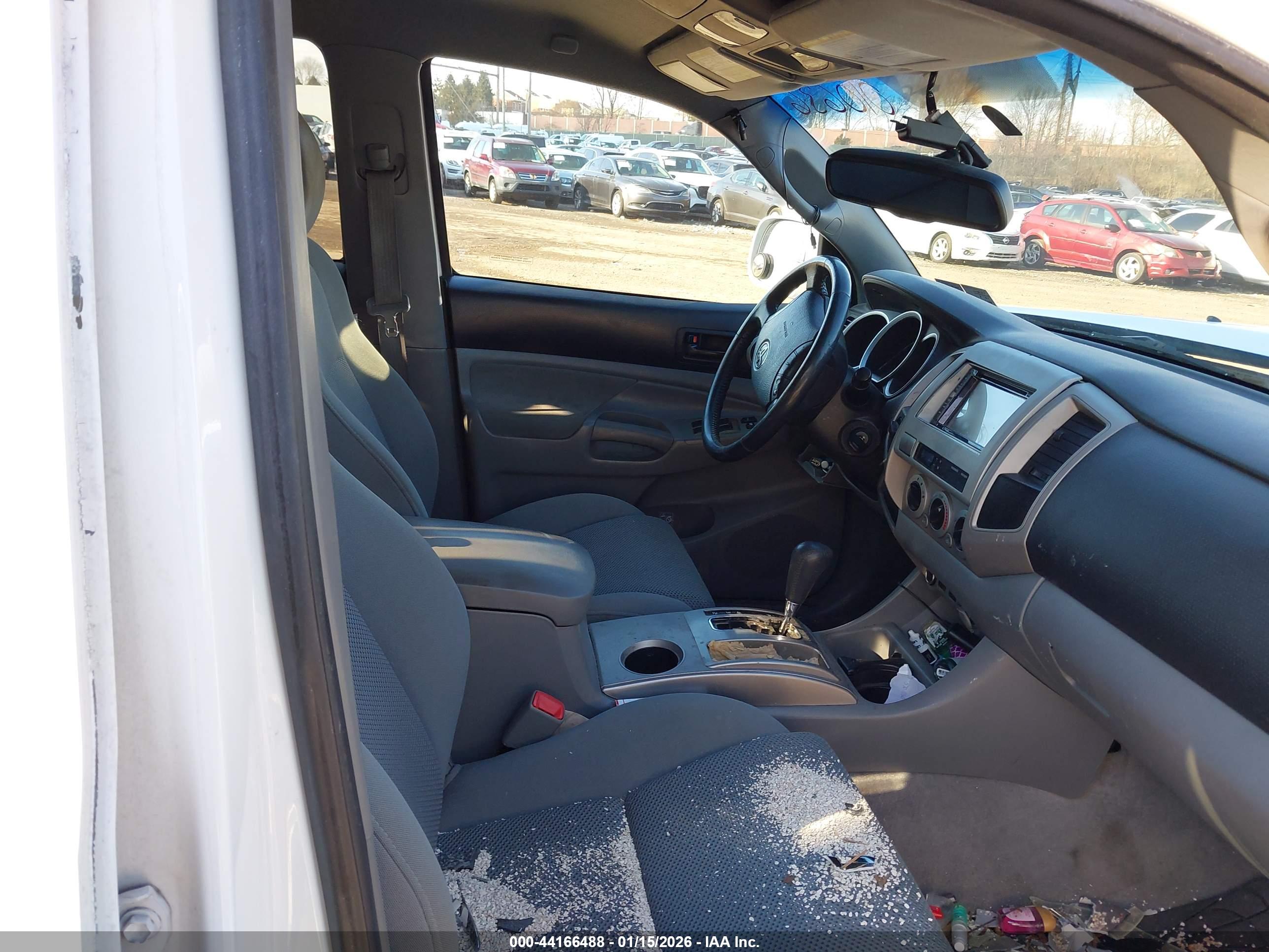 TOYOTA TACOMA image 5