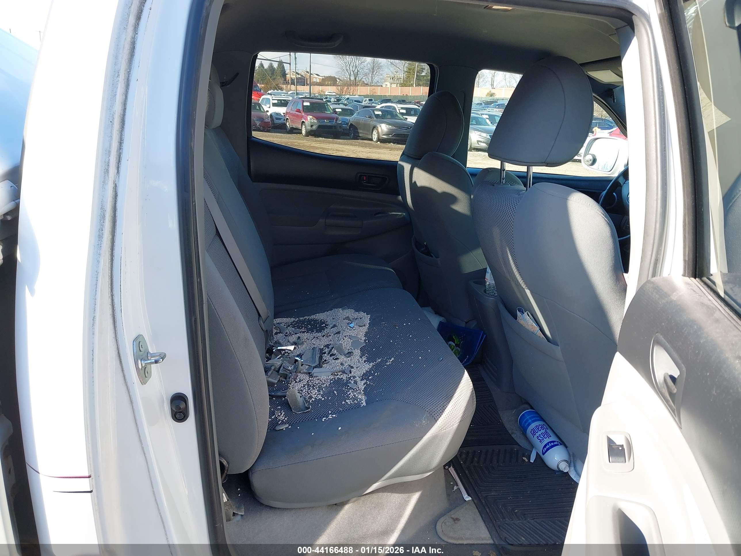 TOYOTA TACOMA image 8