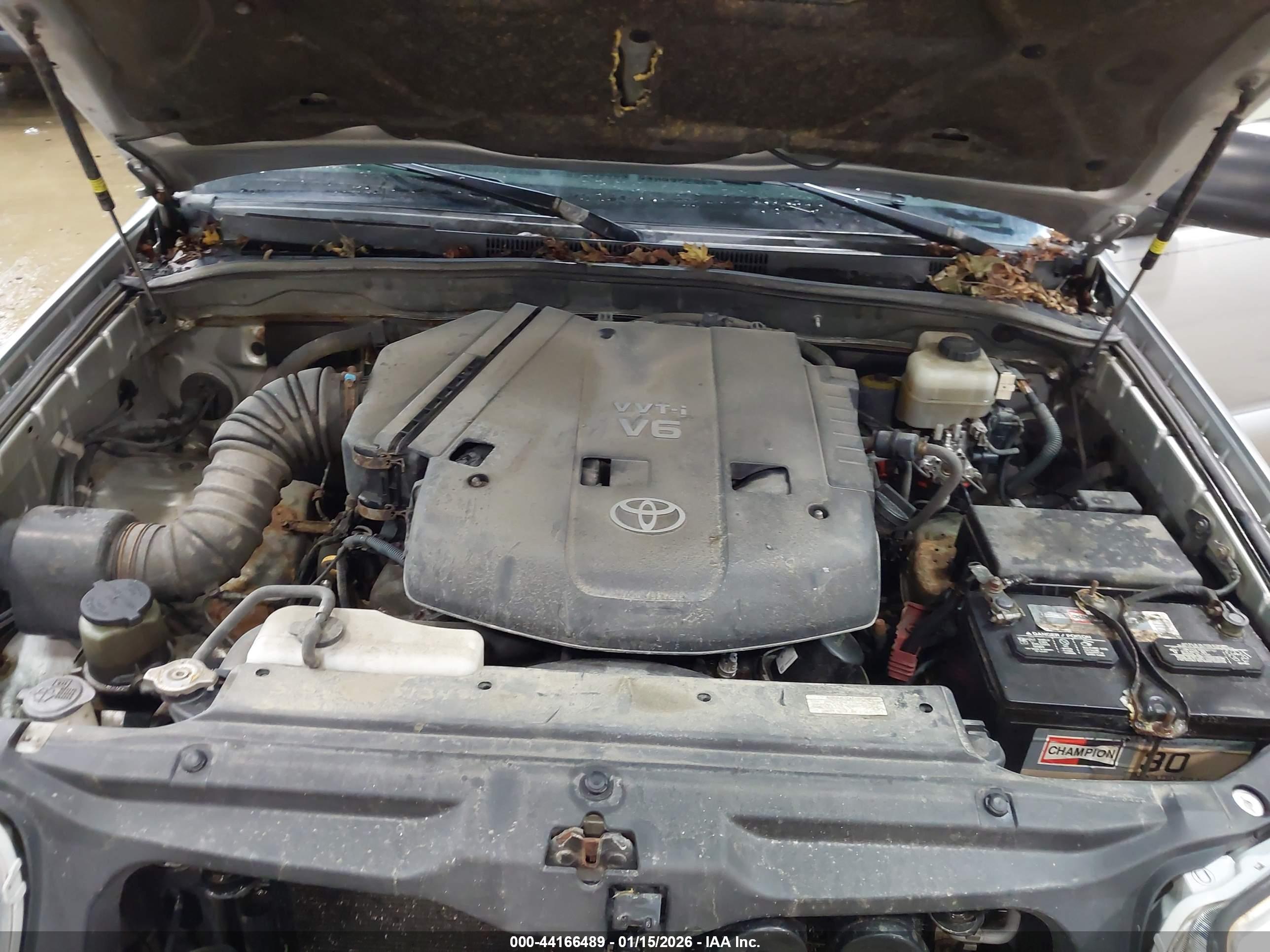 TOYOTA 4RUNNER image 10