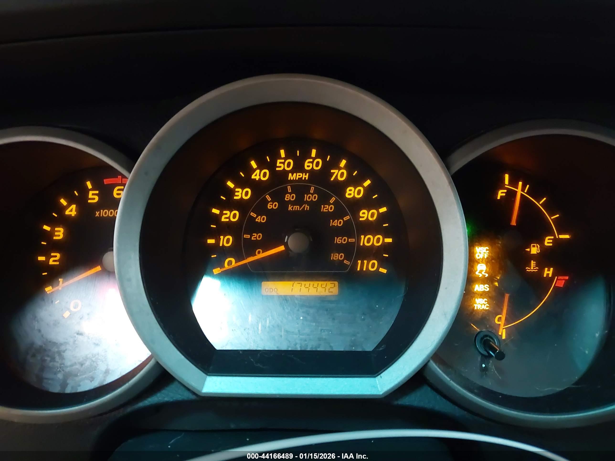 TOYOTA 4RUNNER image 7