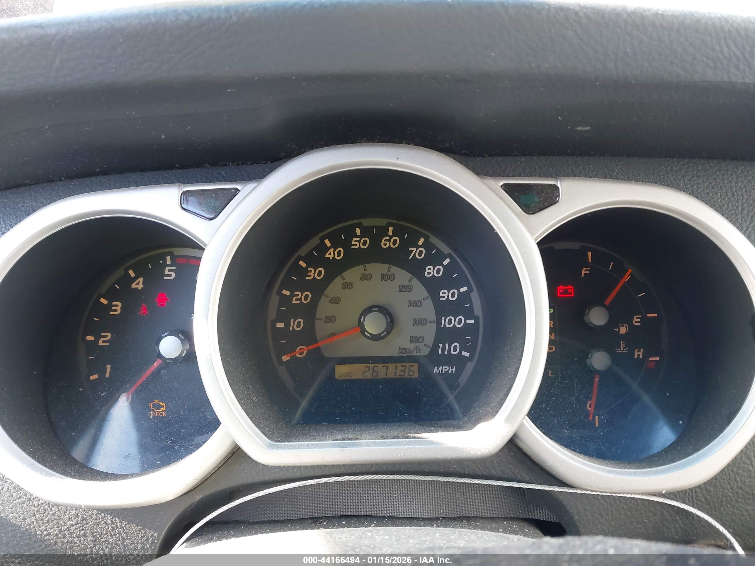 TOYOTA 4RUNNER image 7