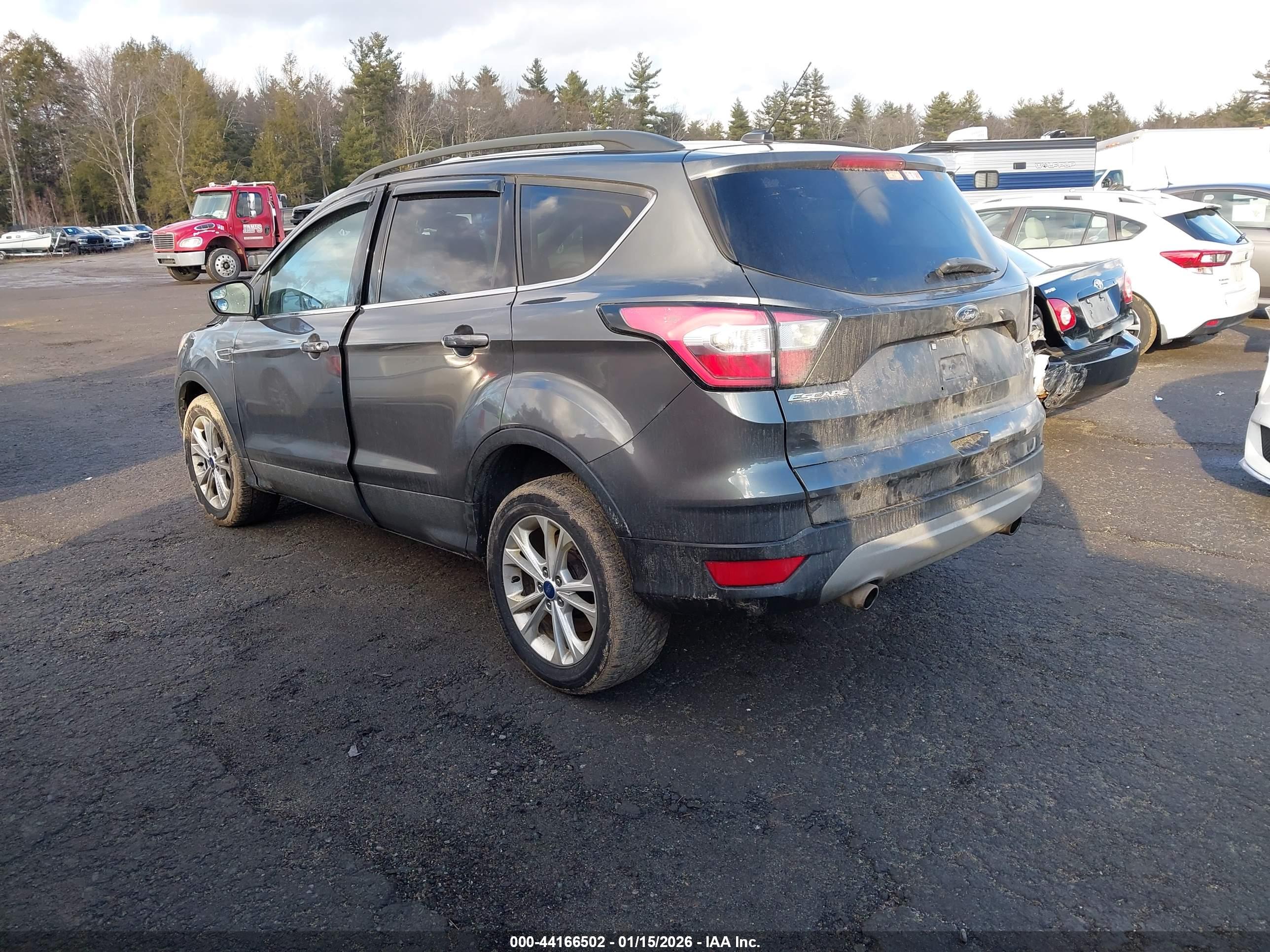 FORD ESCAPE image 3