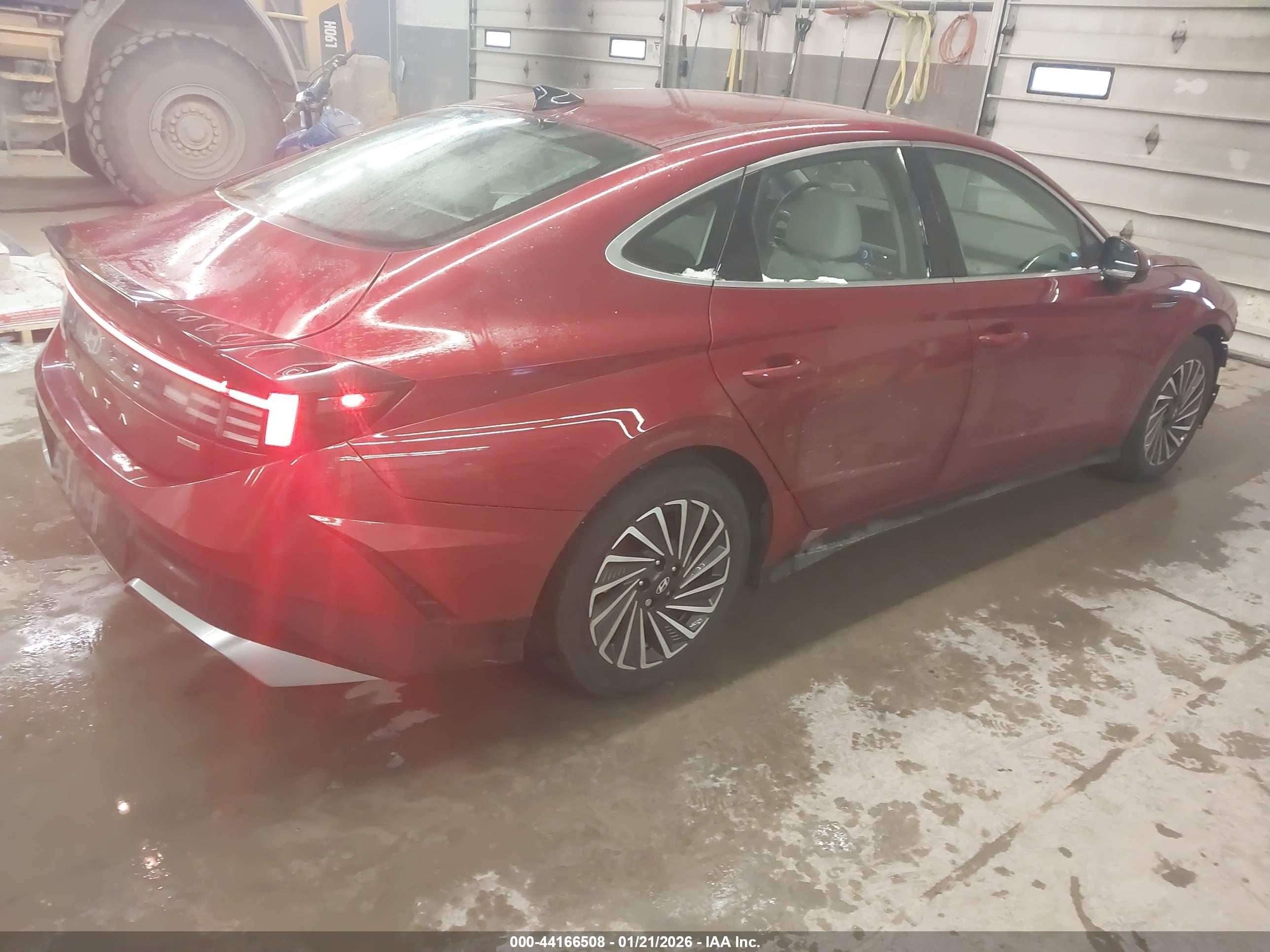 HYUNDAI SONATA image 4