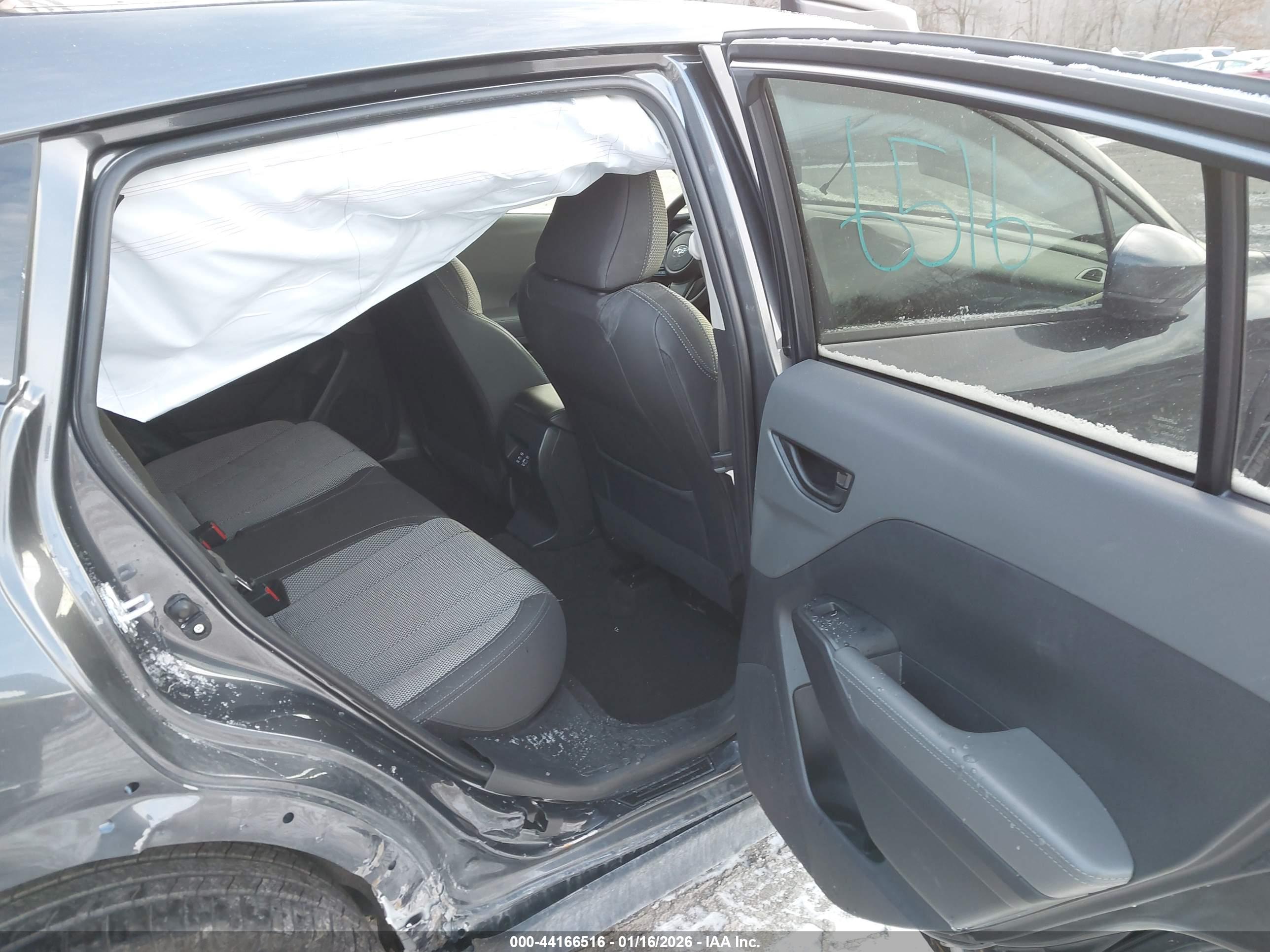 SUBARU CROSSTREK image 8