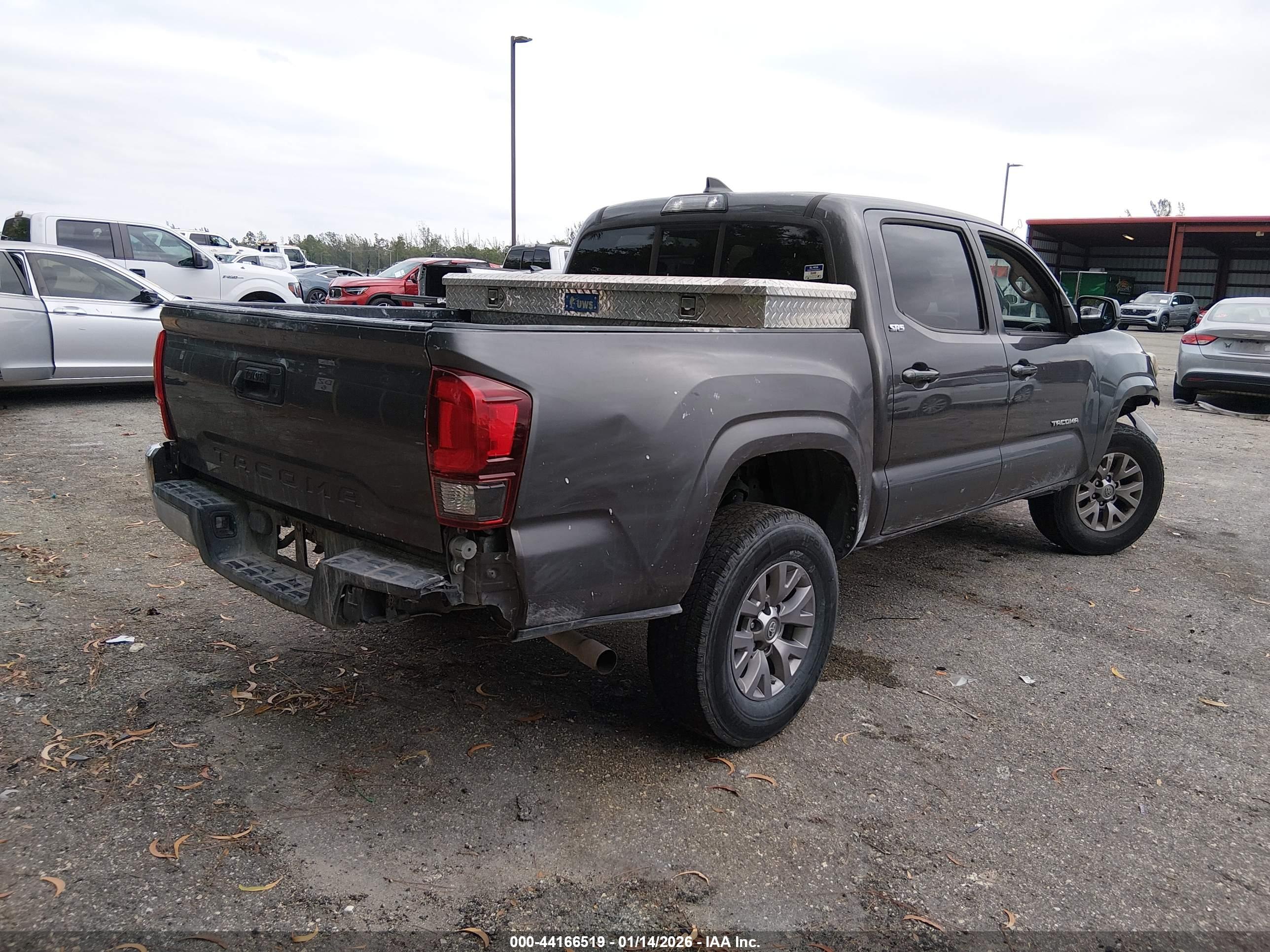 TOYOTA TACOMA image 4