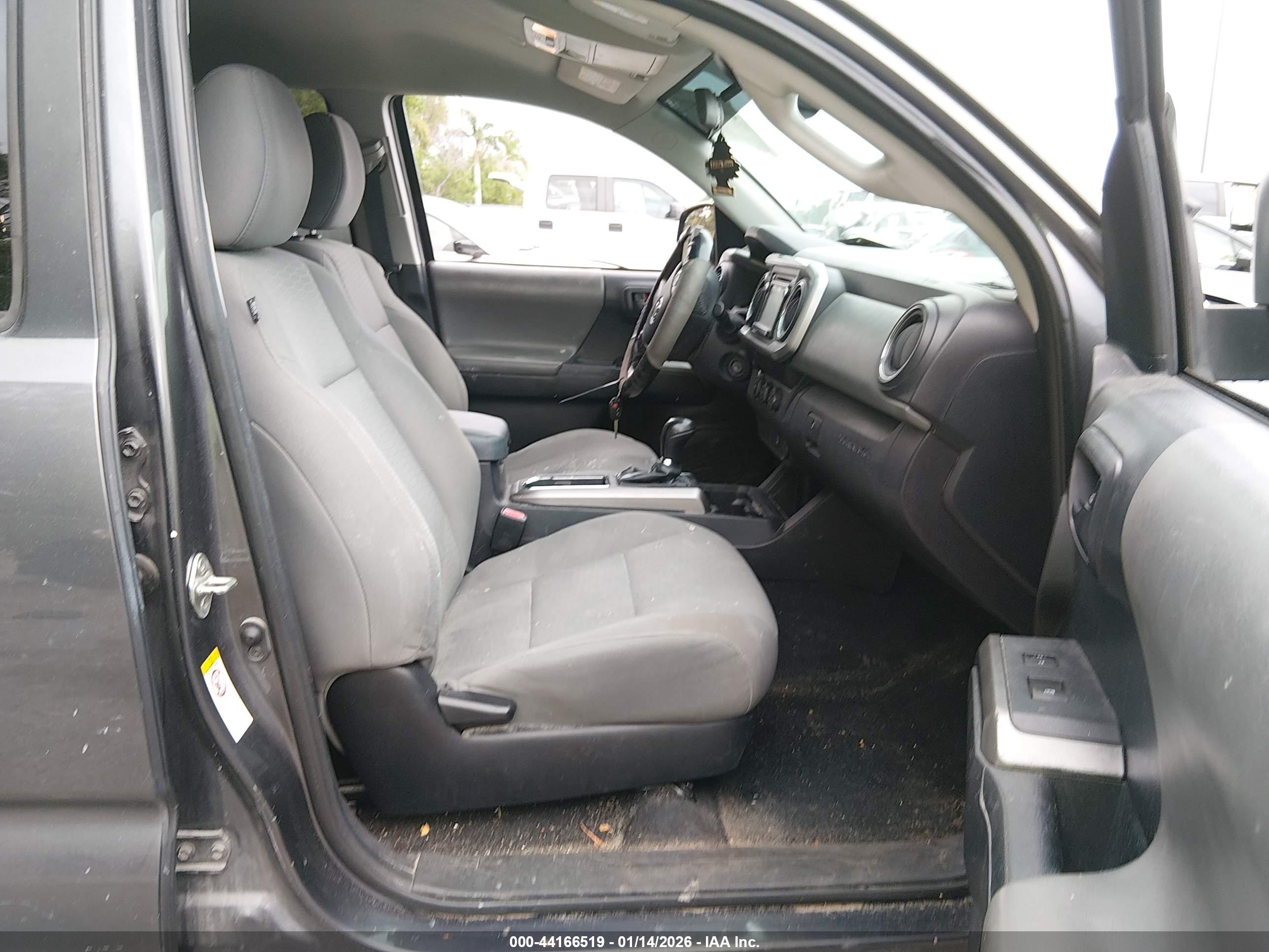 TOYOTA TACOMA image 5