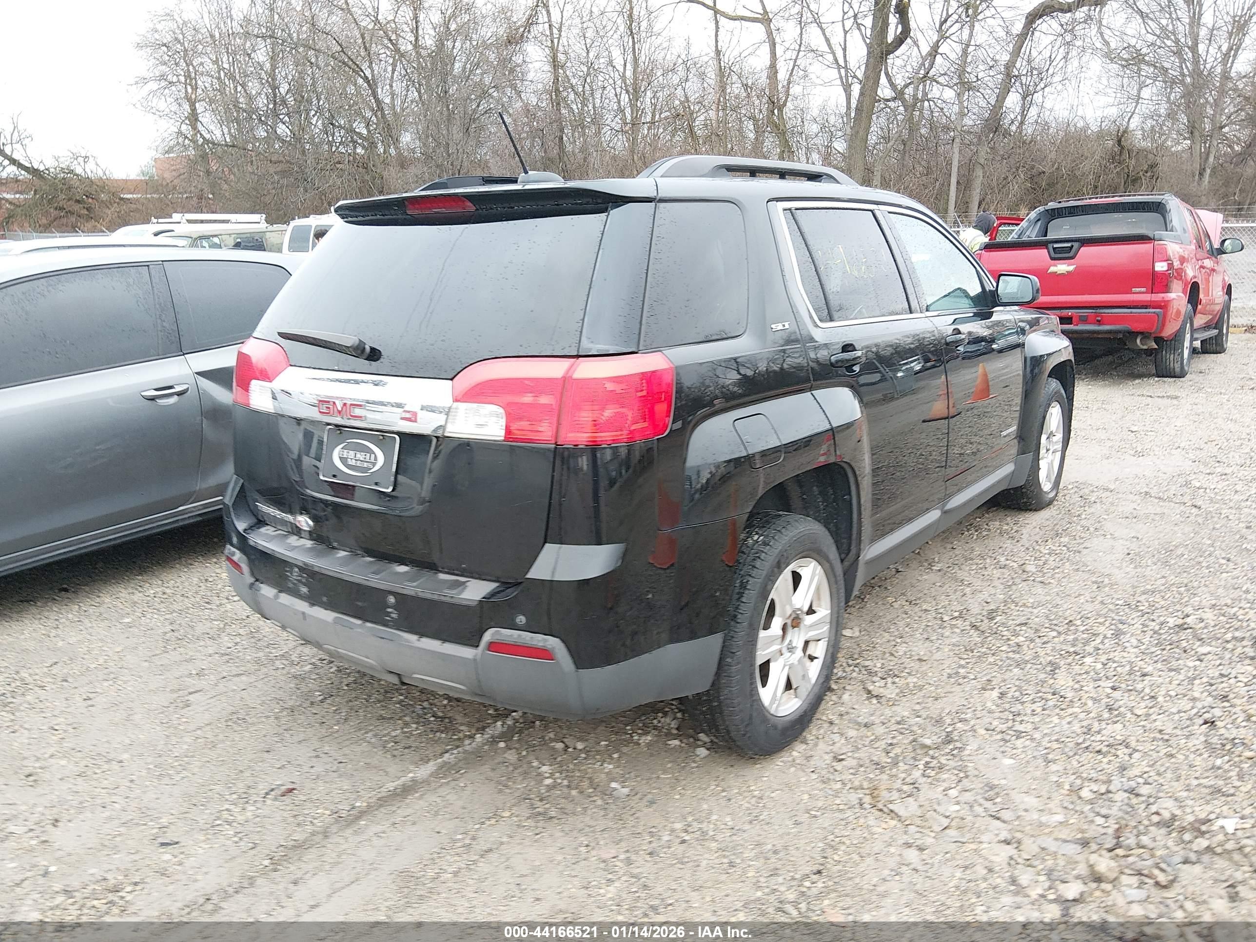 GMC TERRAIN image 4