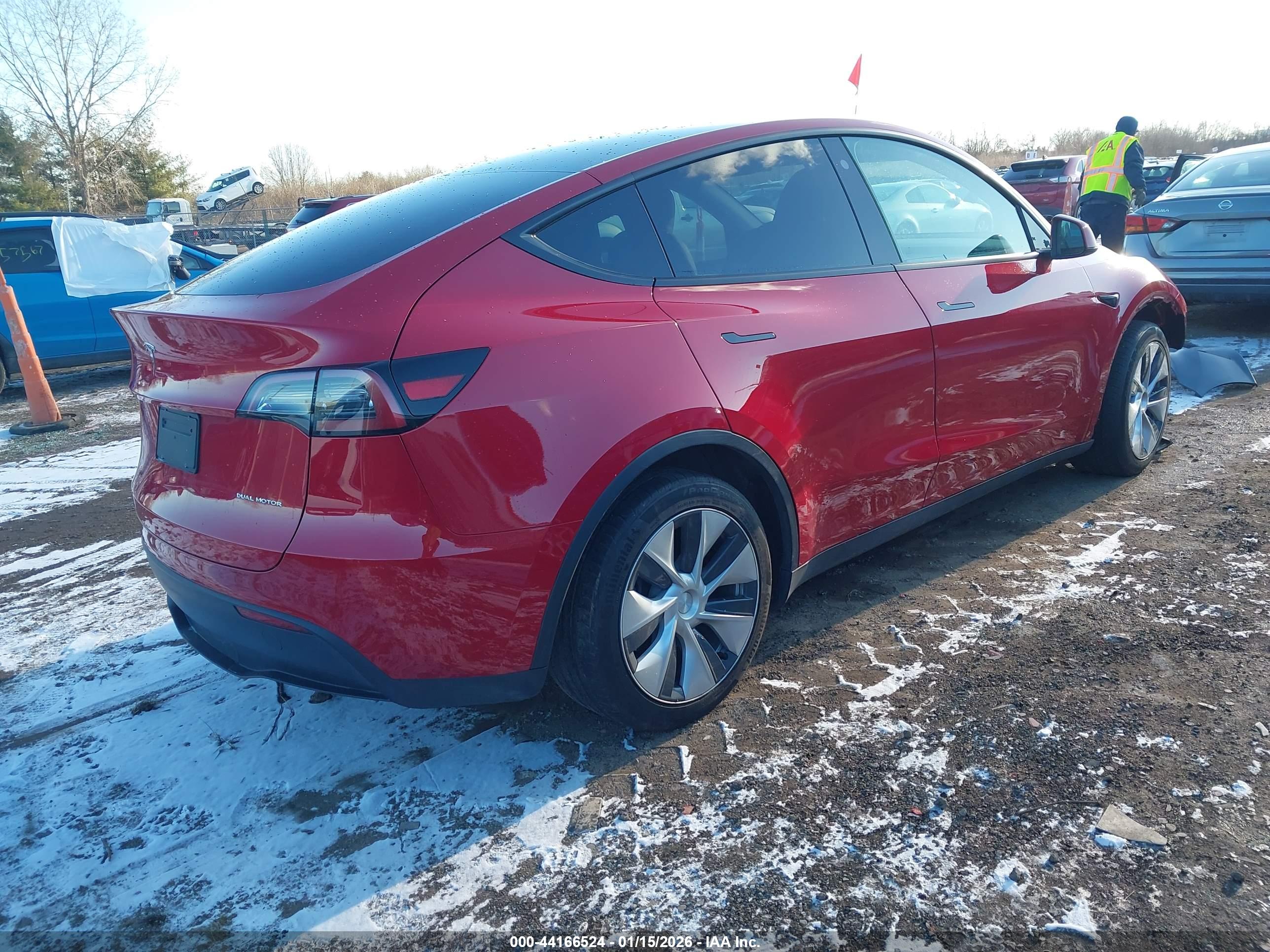 TESLA MODEL image 4