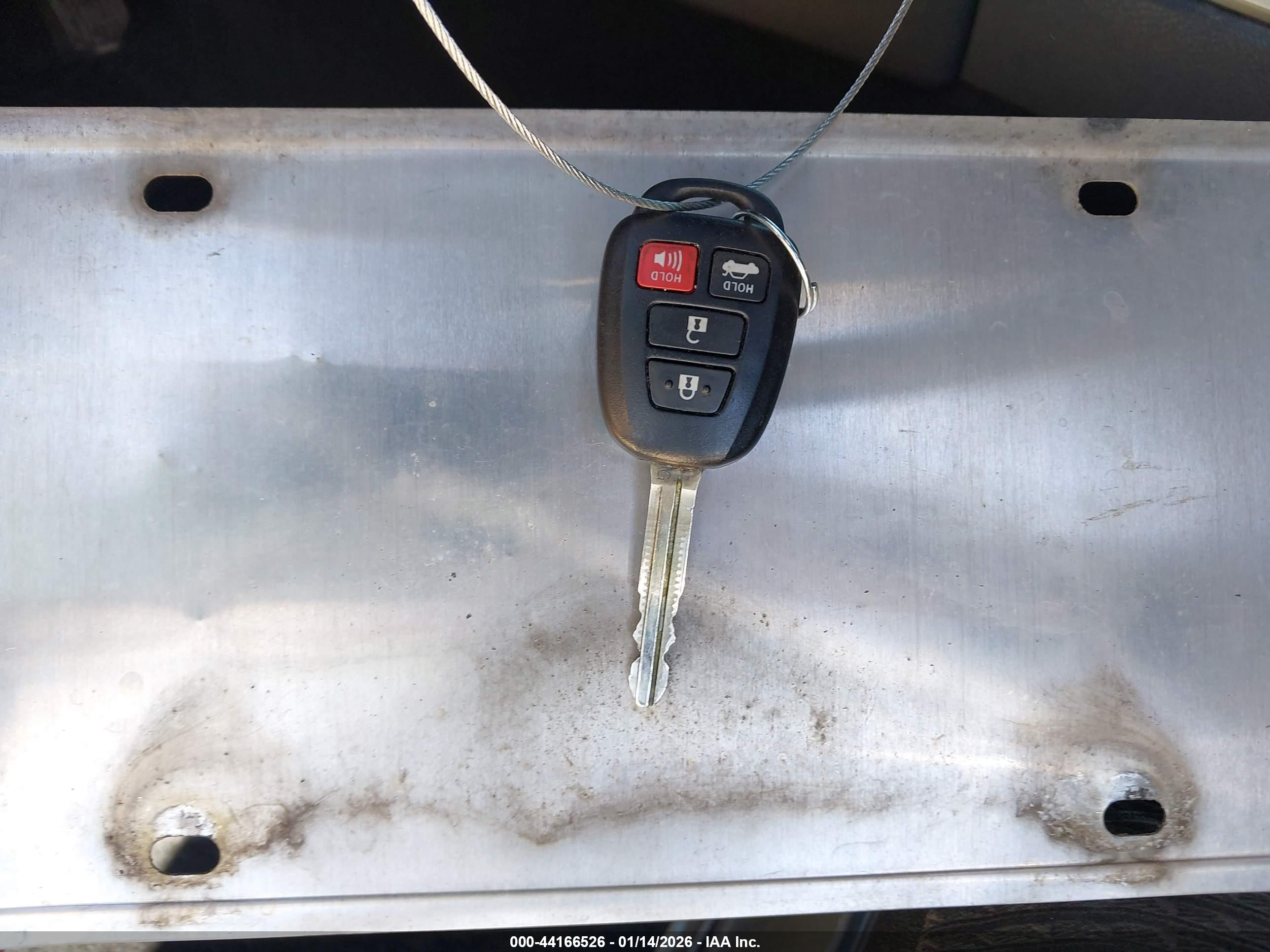 TOYOTA CAMRY image 11