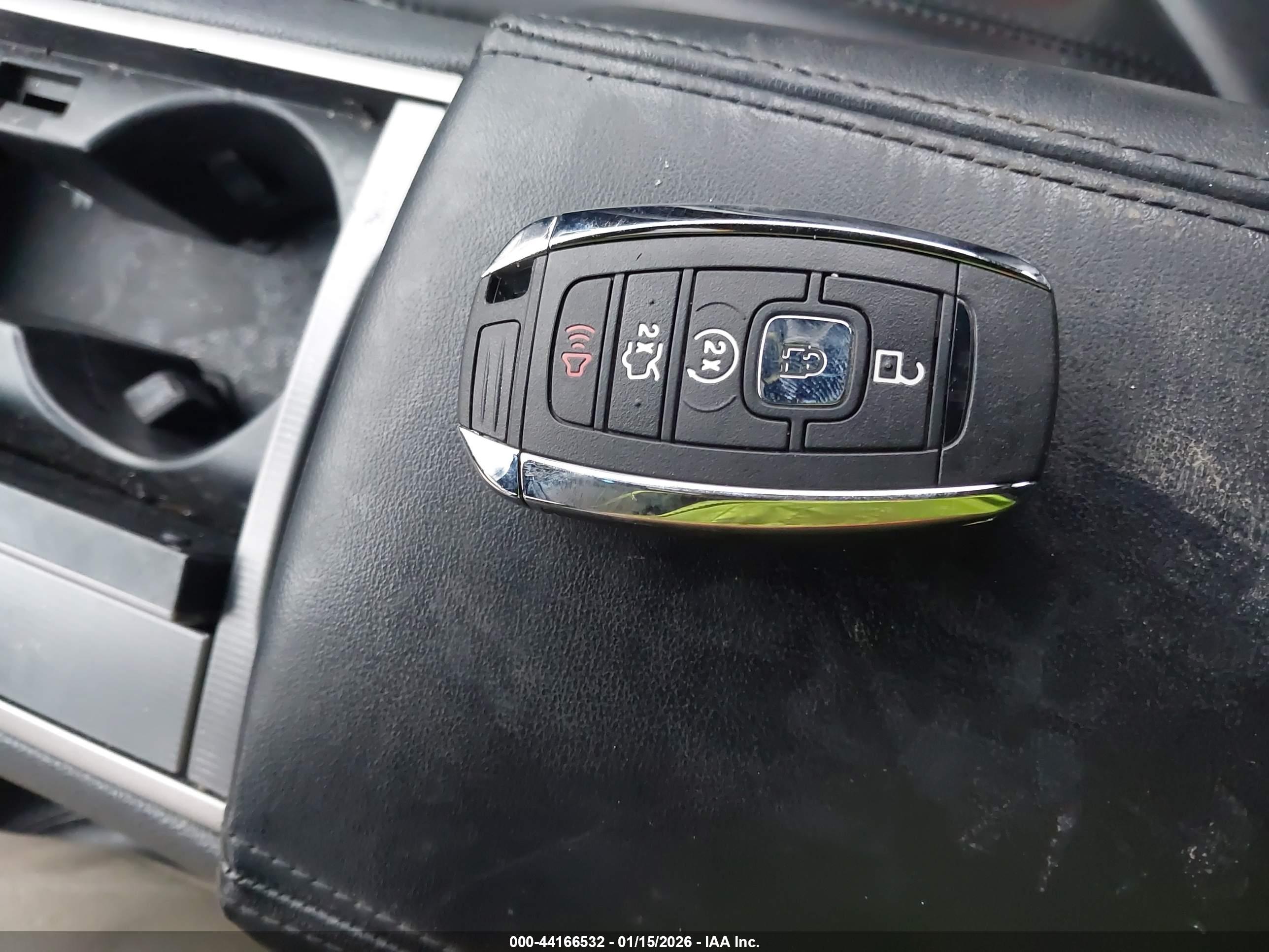 LINCOLN MKZ image 11