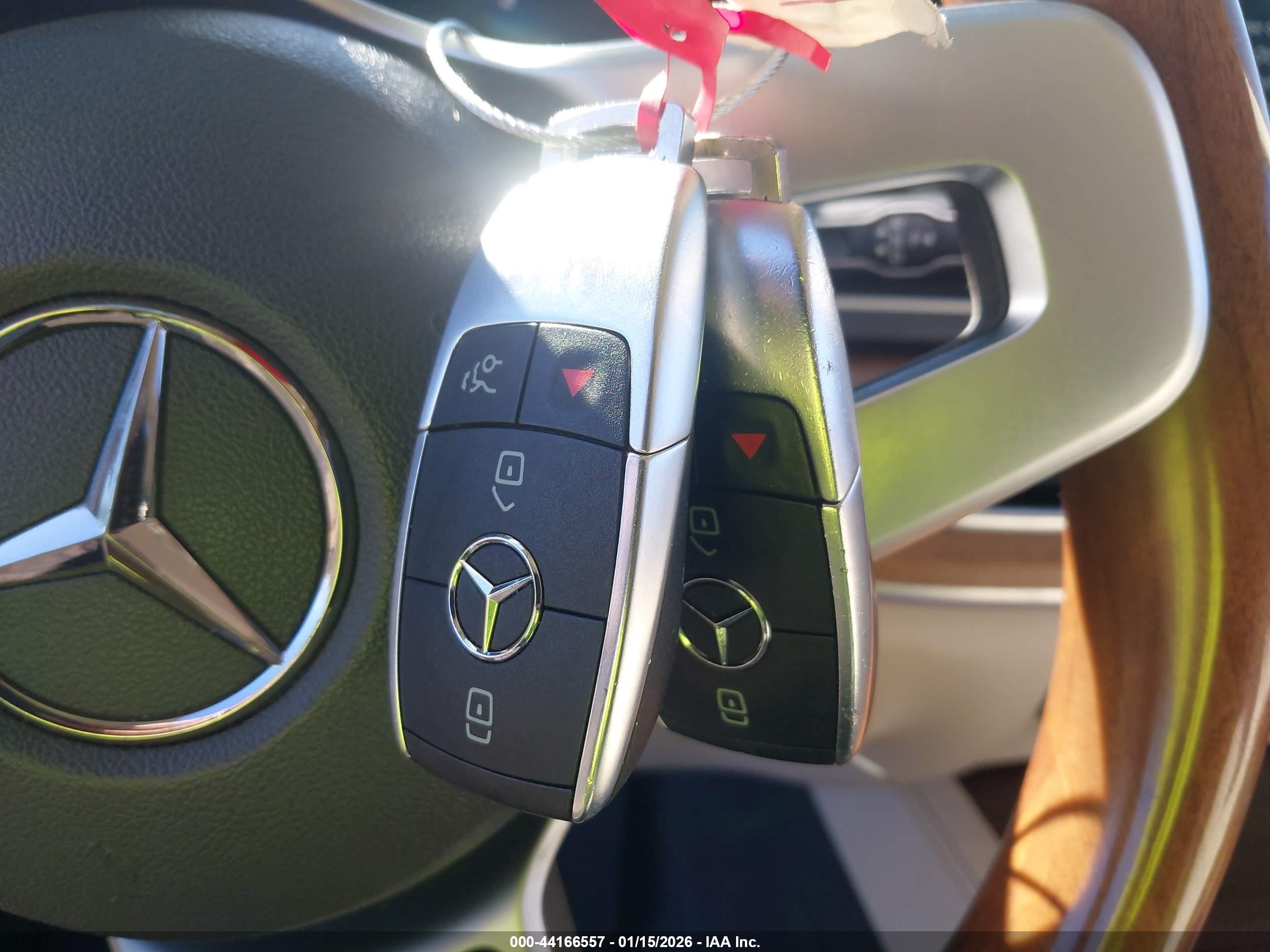 MERCEDES-BENZ GLE image 11