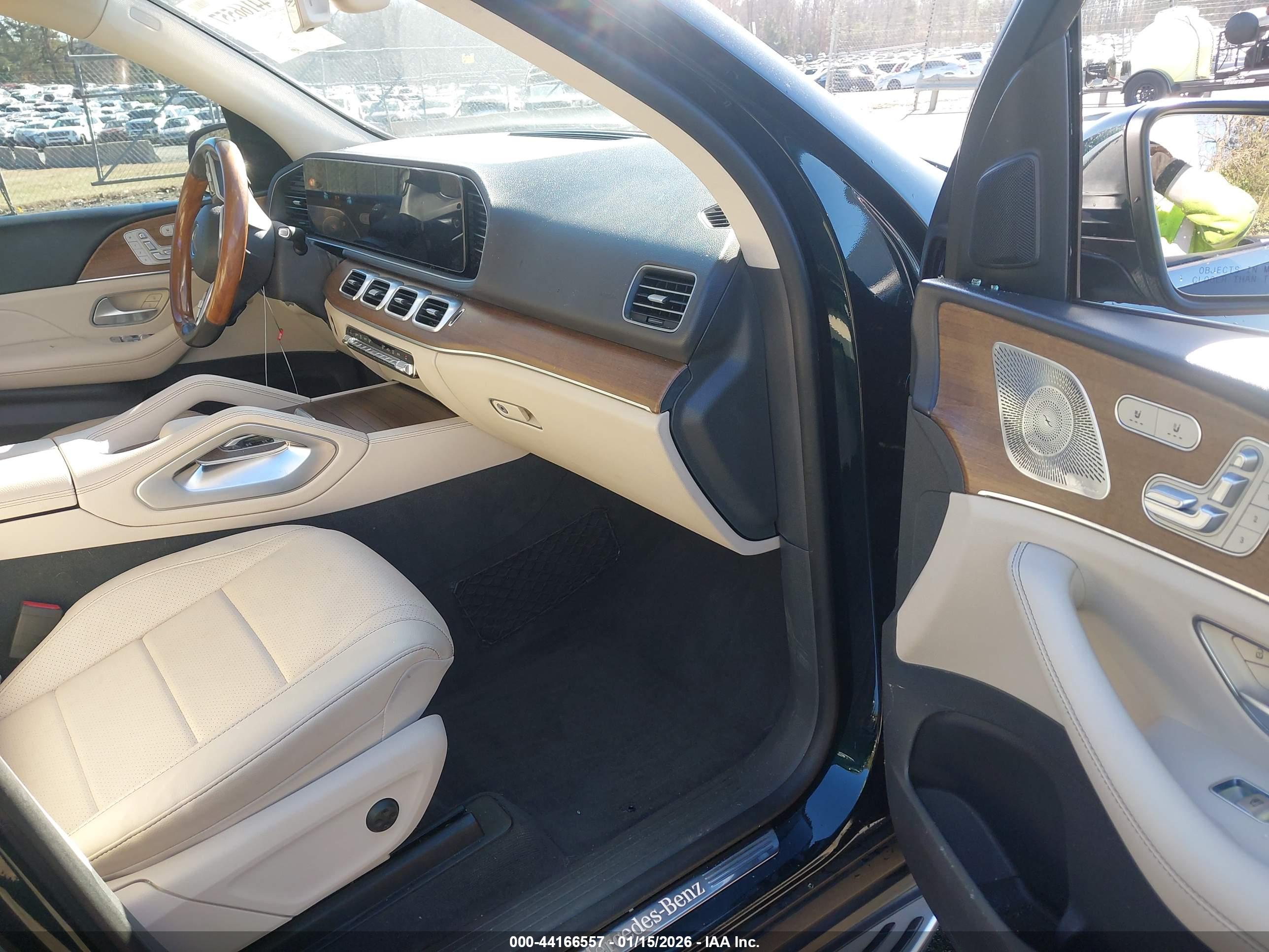 MERCEDES-BENZ GLE image 5