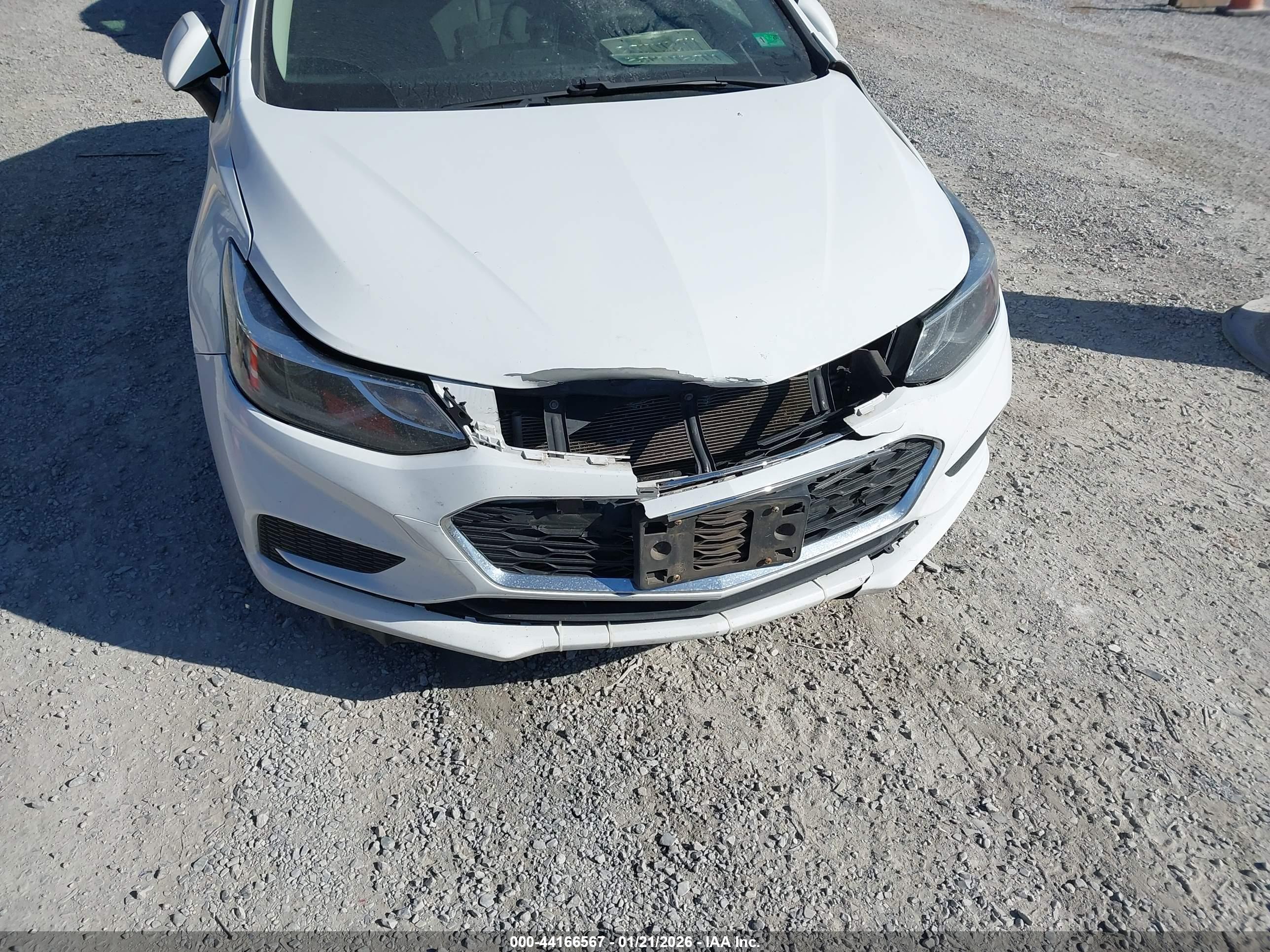 CHEVROLET CRUZE image 6