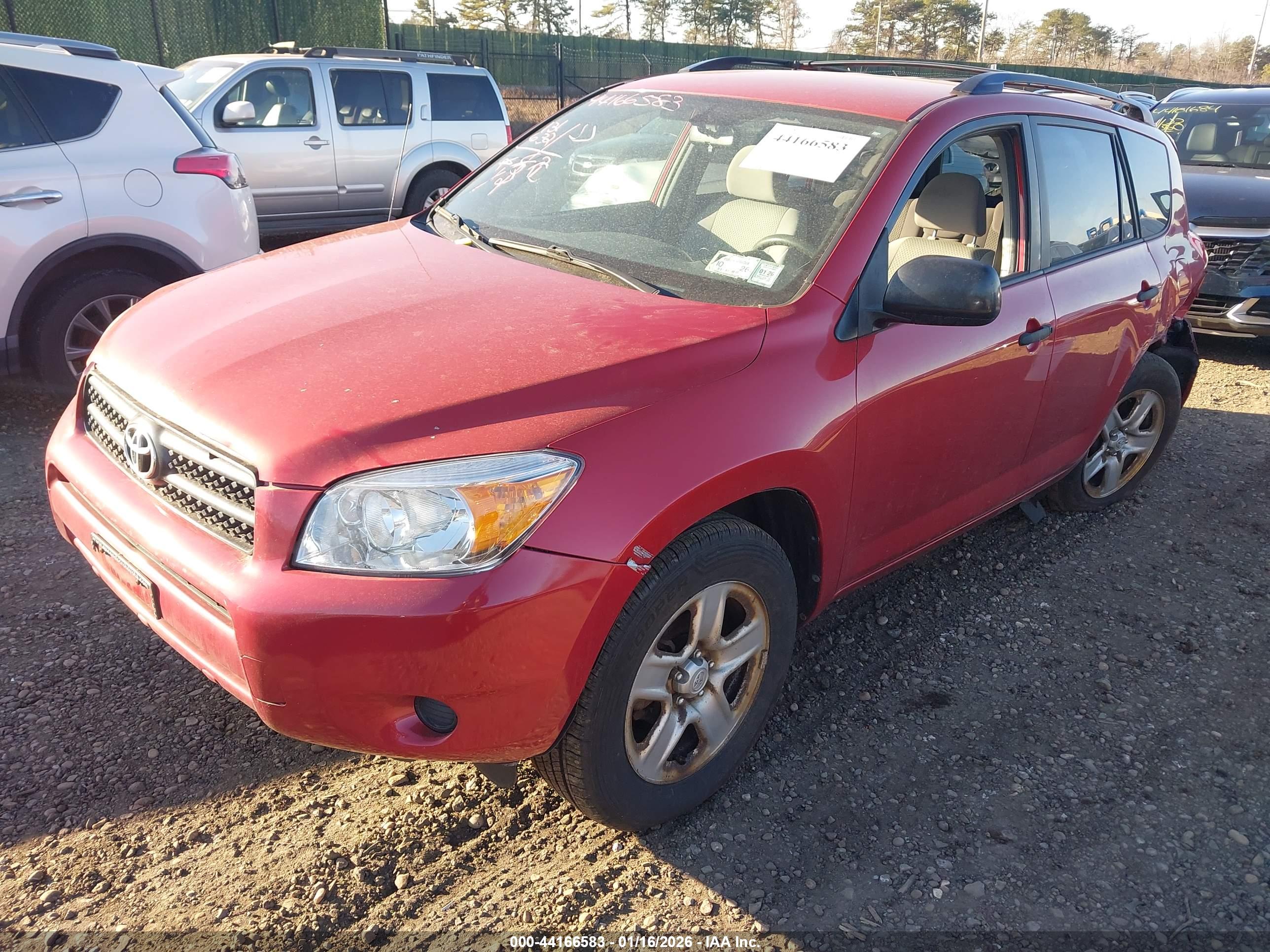 TOYOTA RAV4 image 2