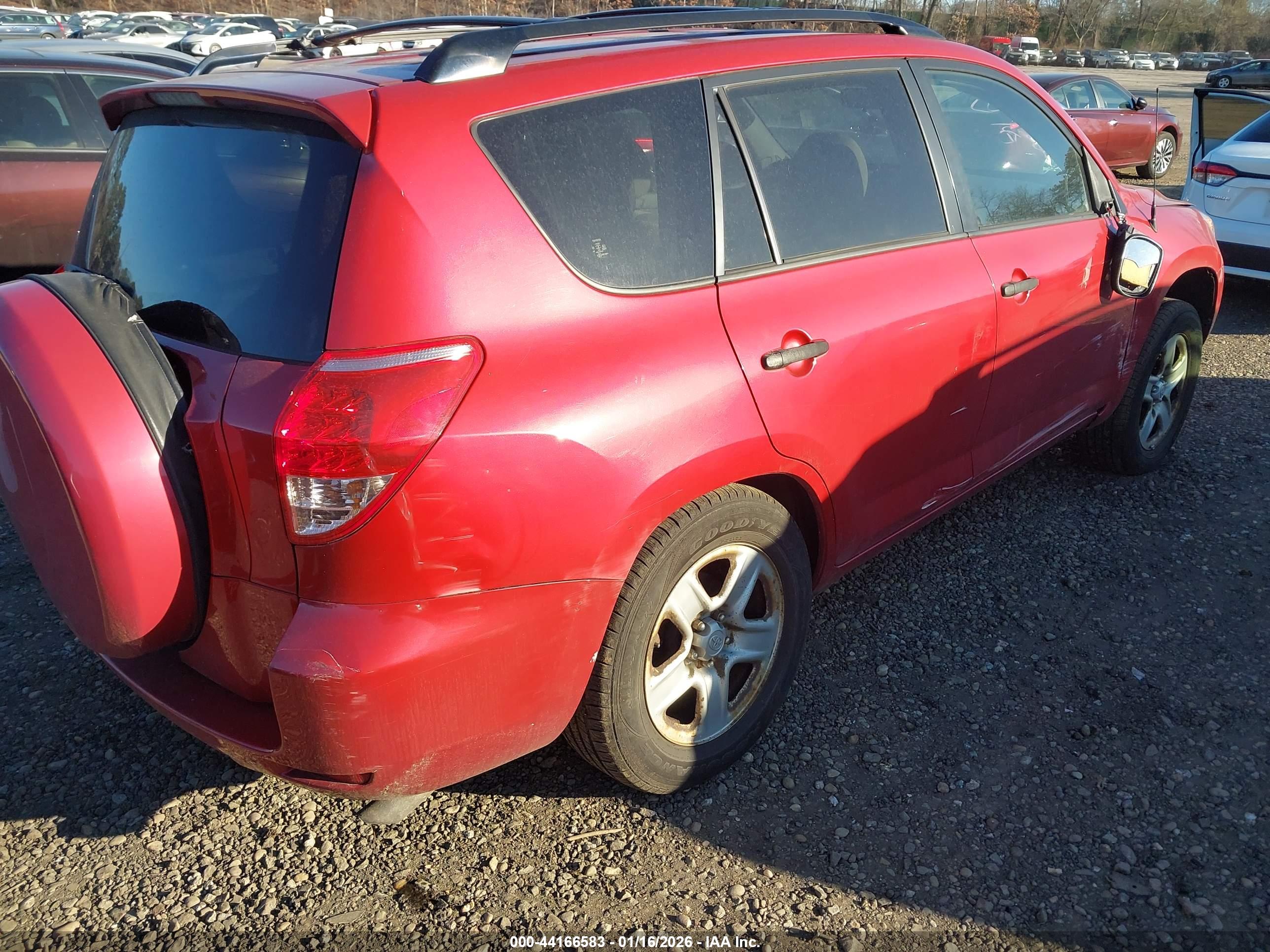 TOYOTA RAV4 image 4
