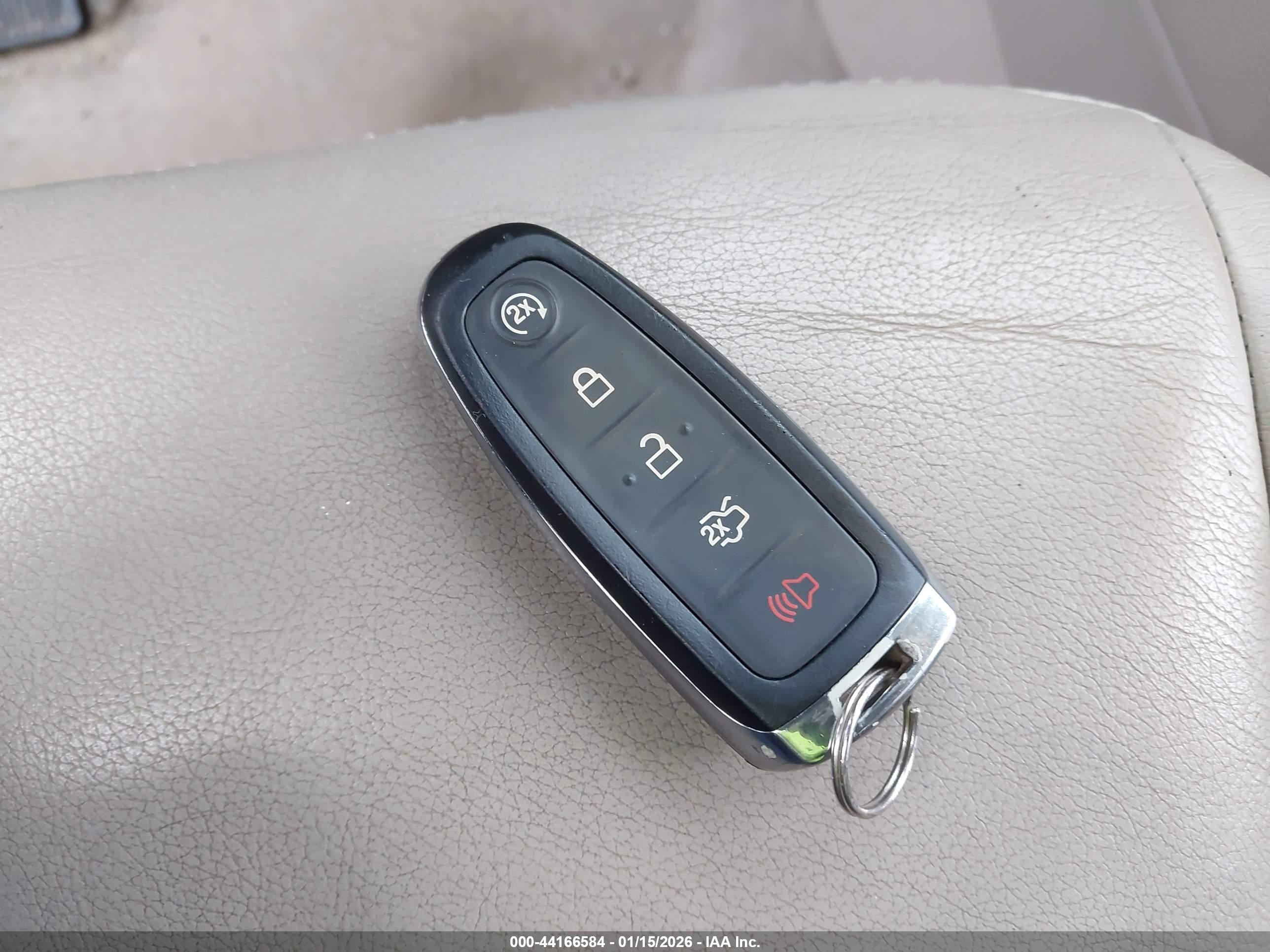 FORD ESCAPE image 11