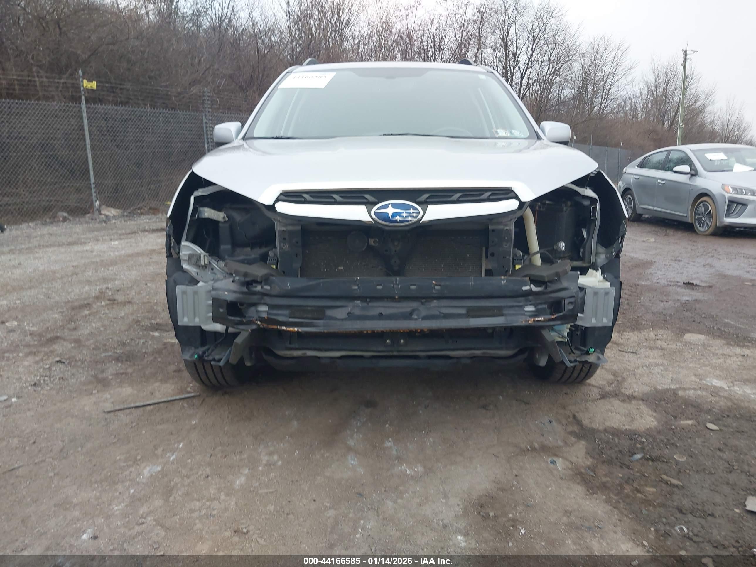 SUBARU FORESTER image 6