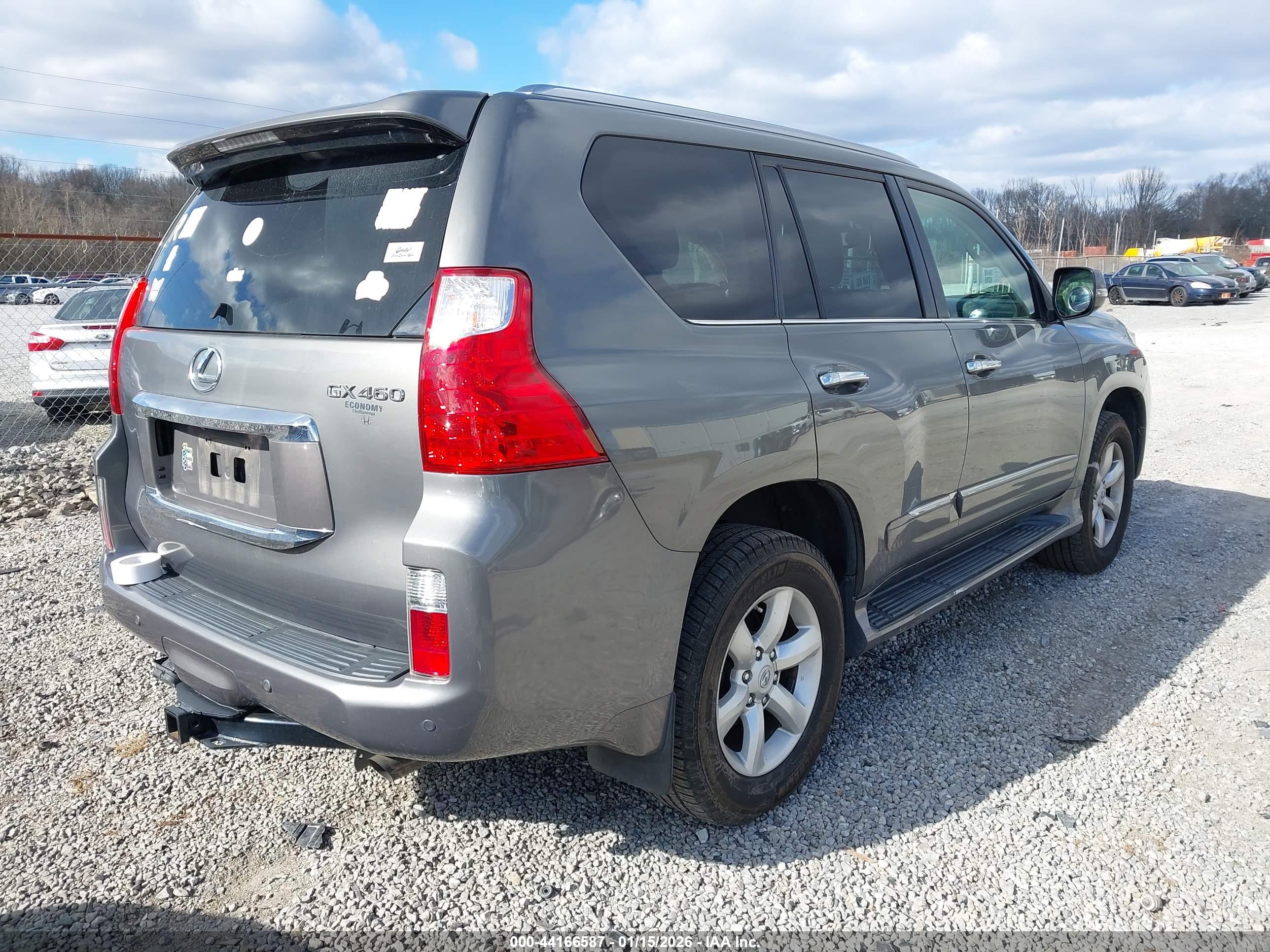 LEXUS GX image 4