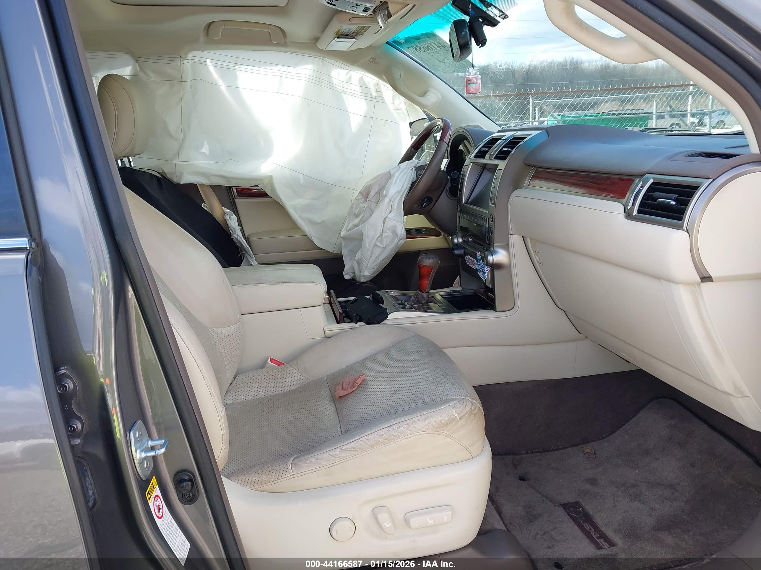 LEXUS GX image 5