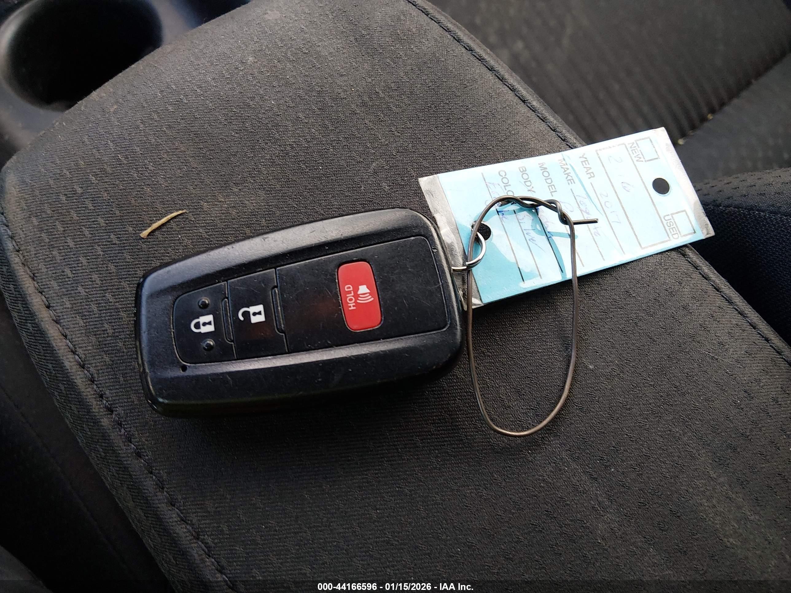 TOYOTA PRIUS image 11