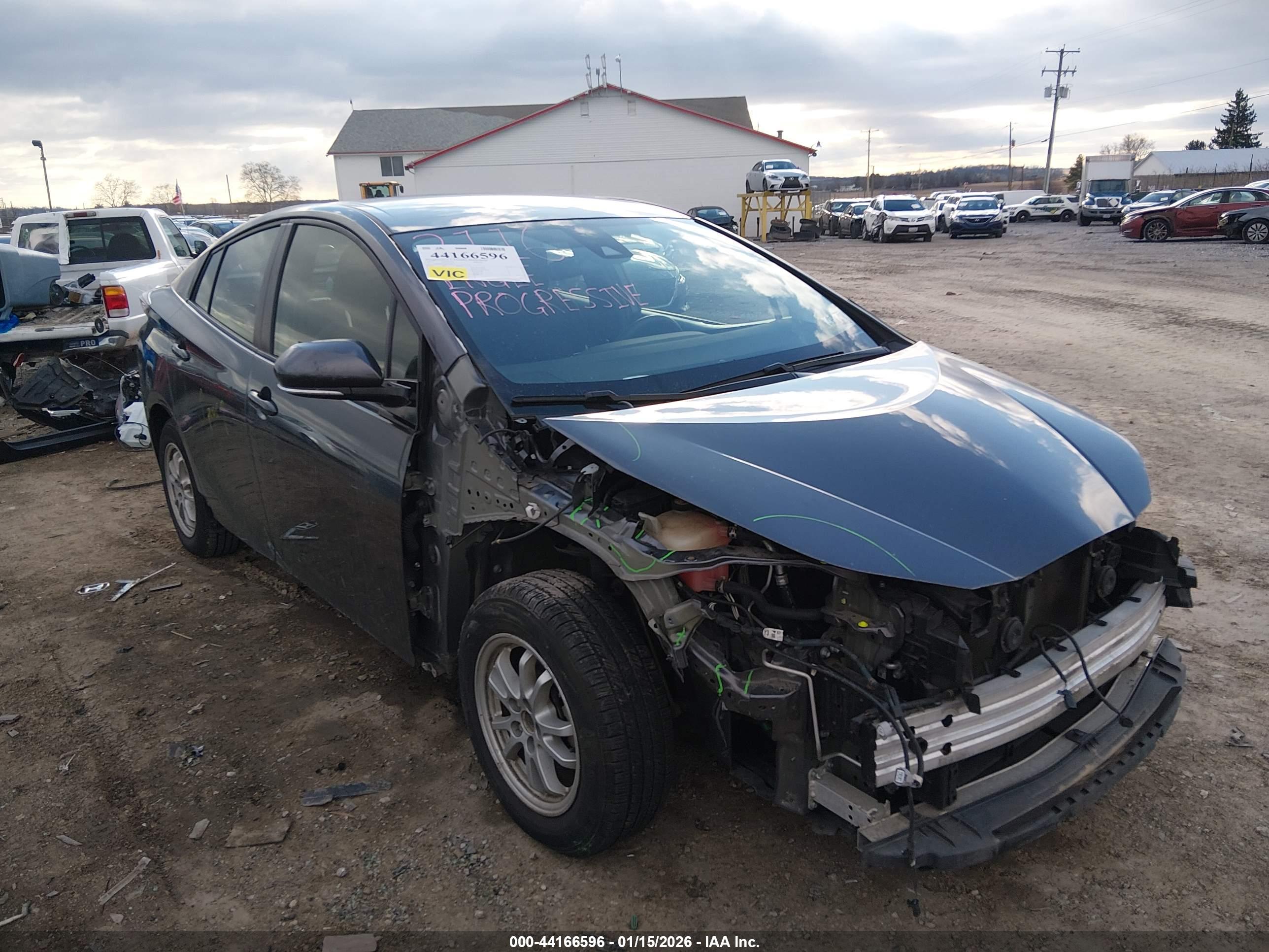 TOYOTA PRIUS image 6