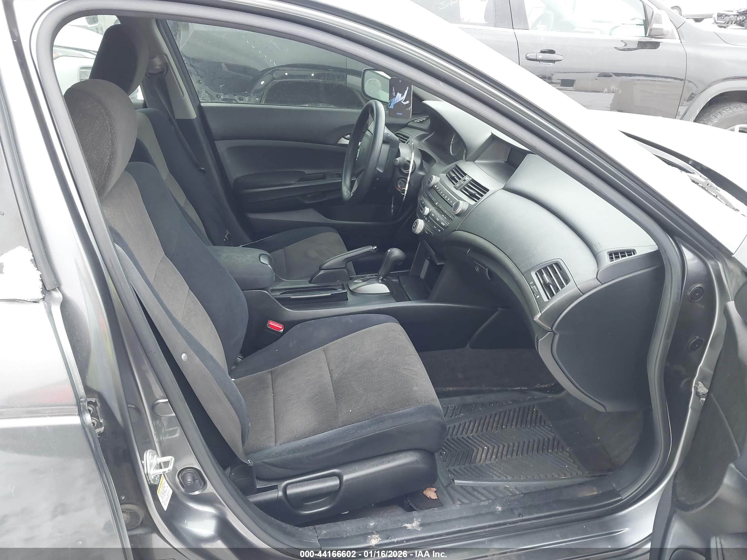 HONDA ACCORD image 5
