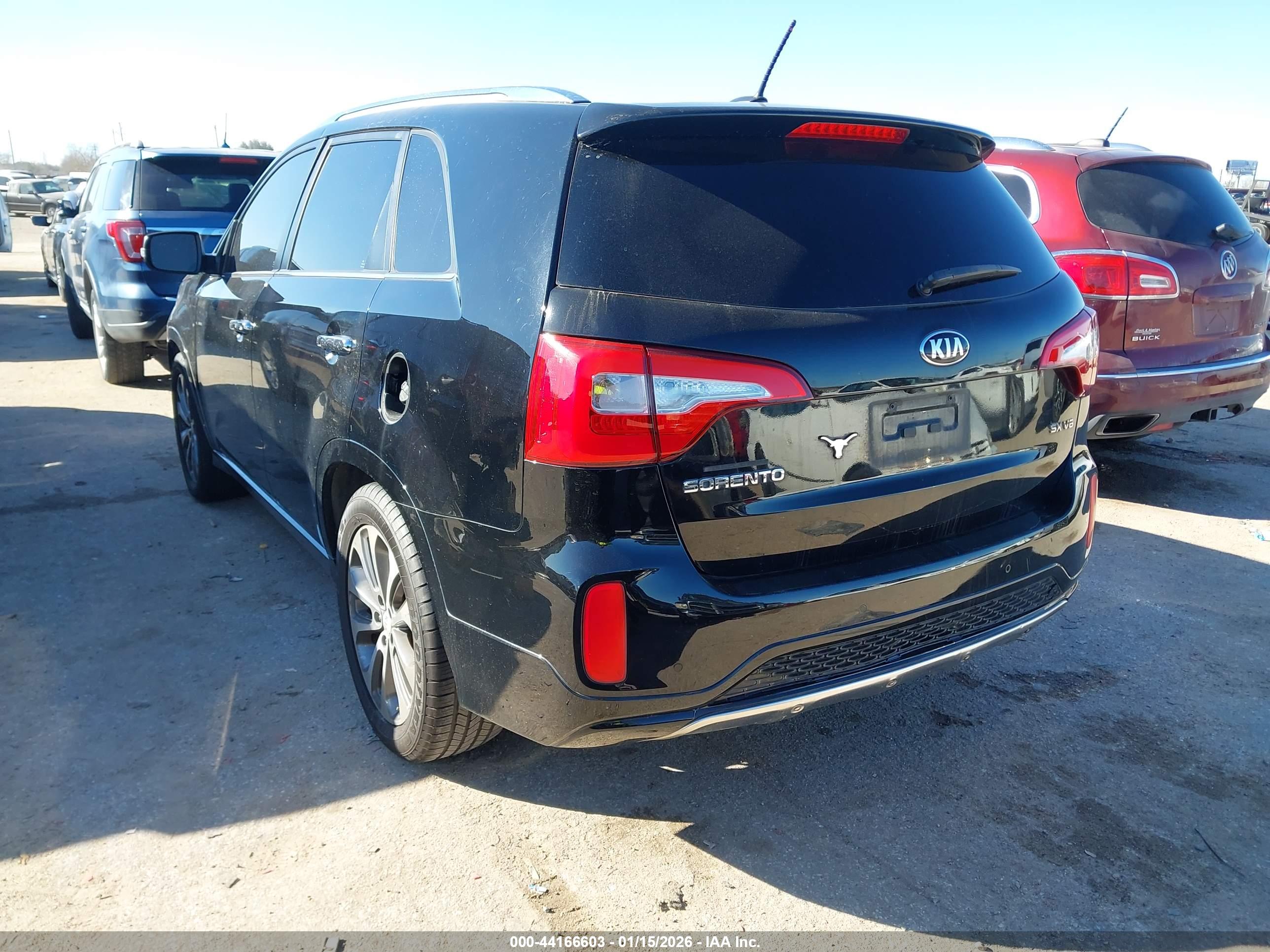KIA SORENTO image 3