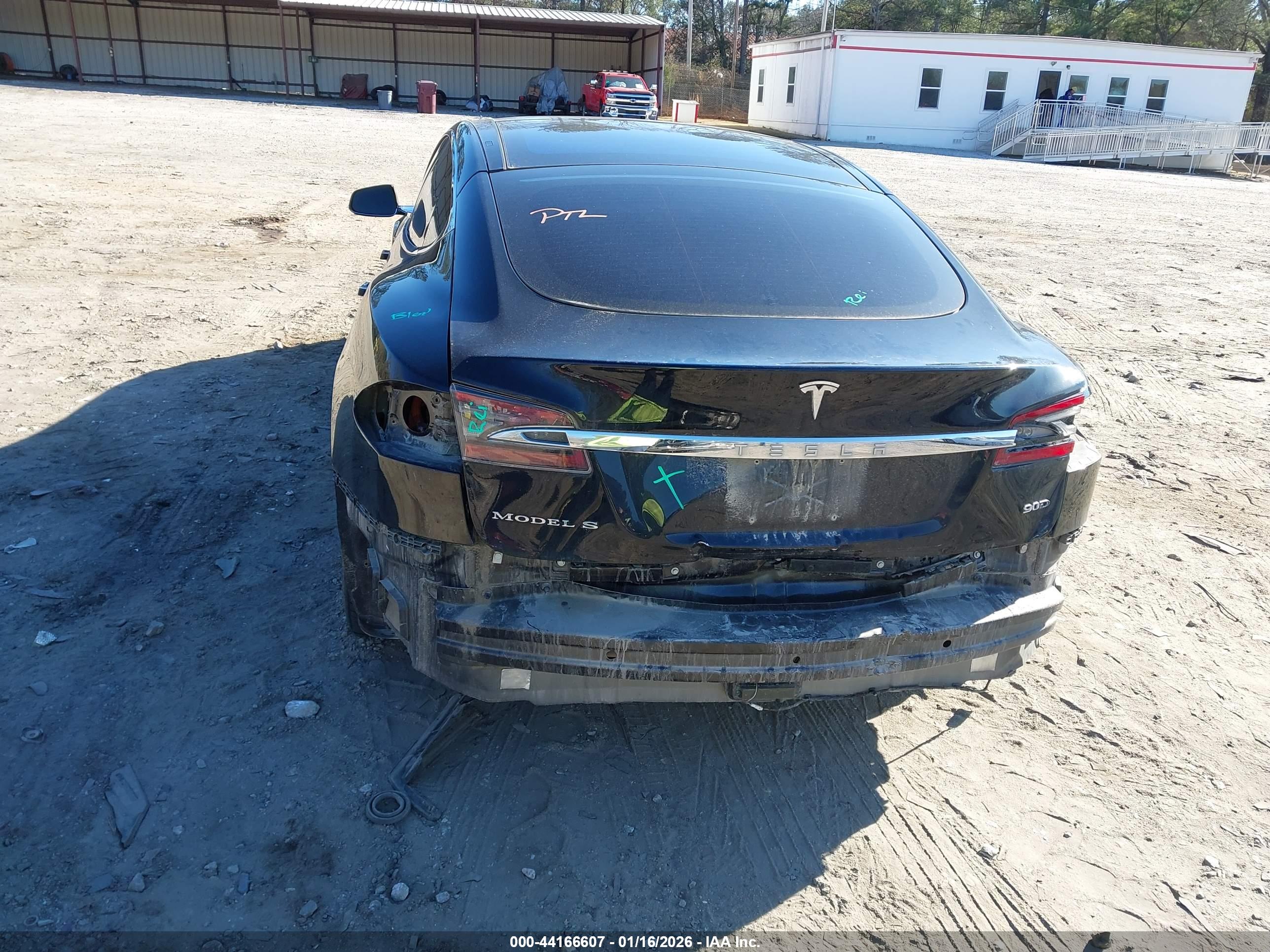 TESLA MODEL image 6