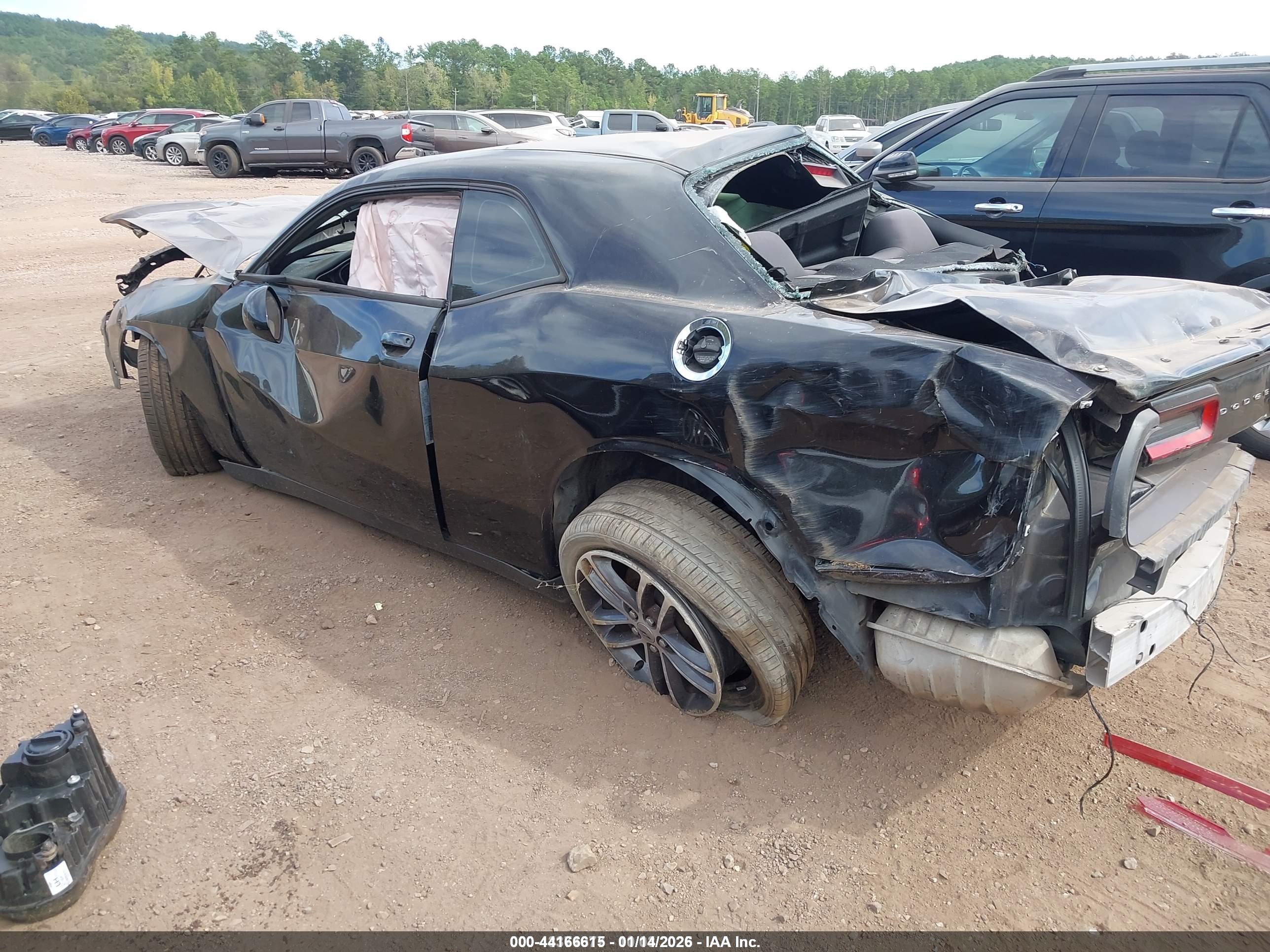 DODGE CHALLENGER image 3
