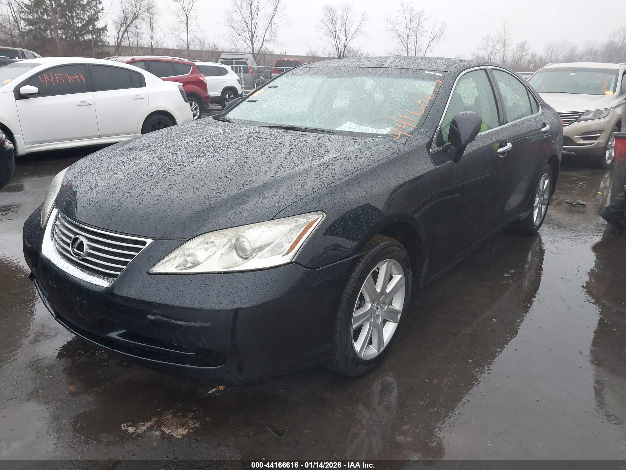 LEXUS ES image 2