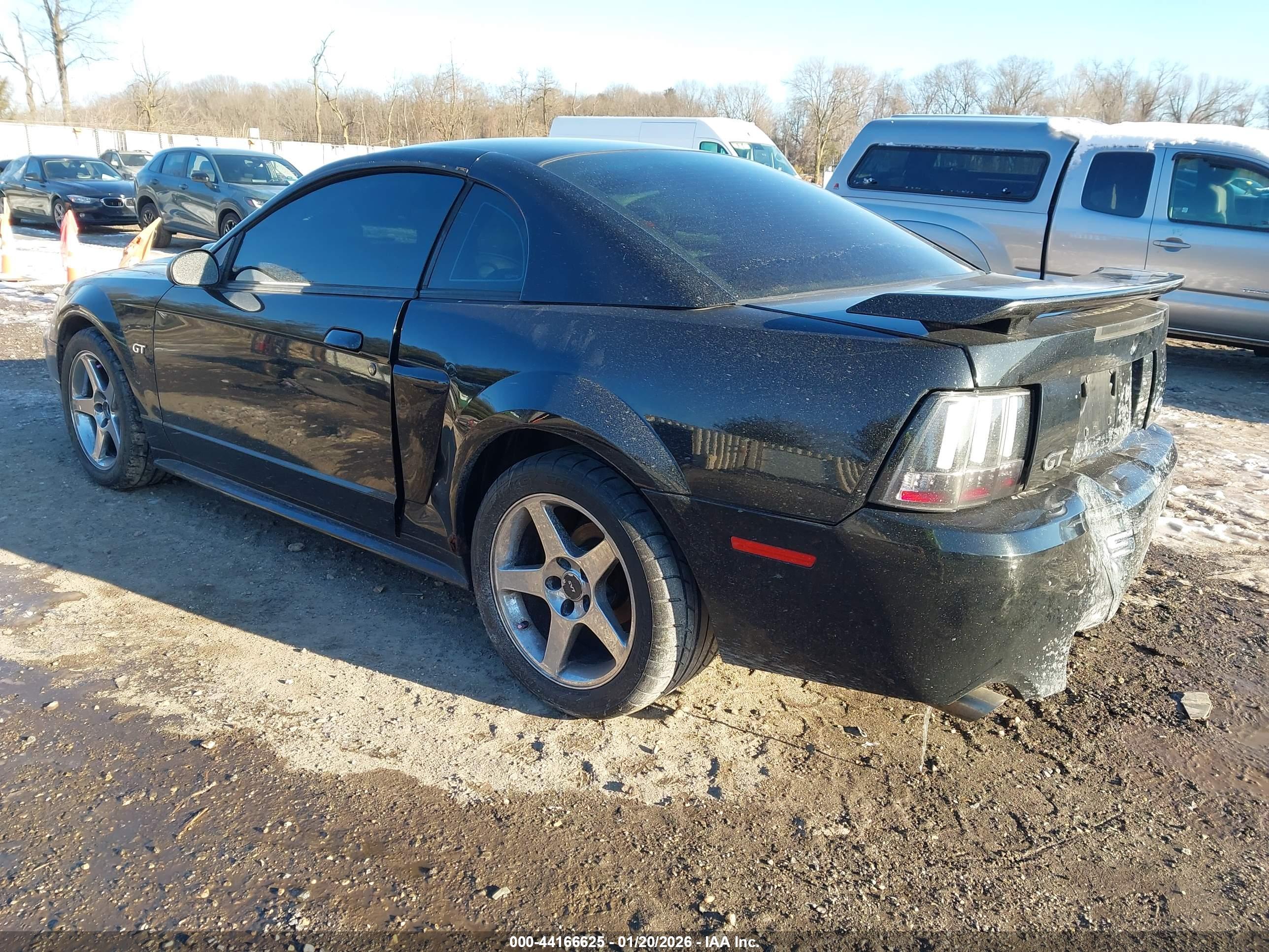 FORD MUSTANG image 3