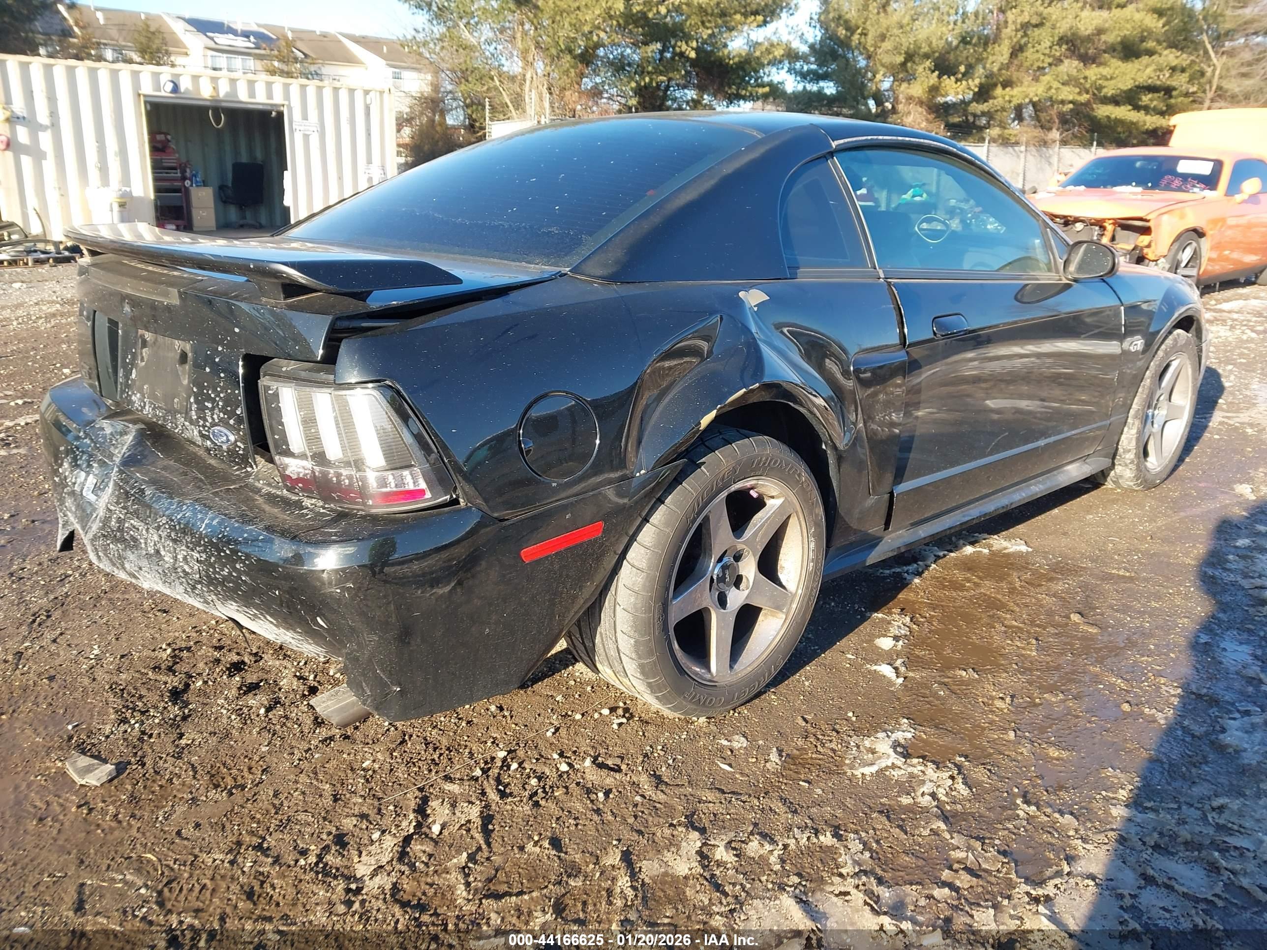 FORD MUSTANG image 4