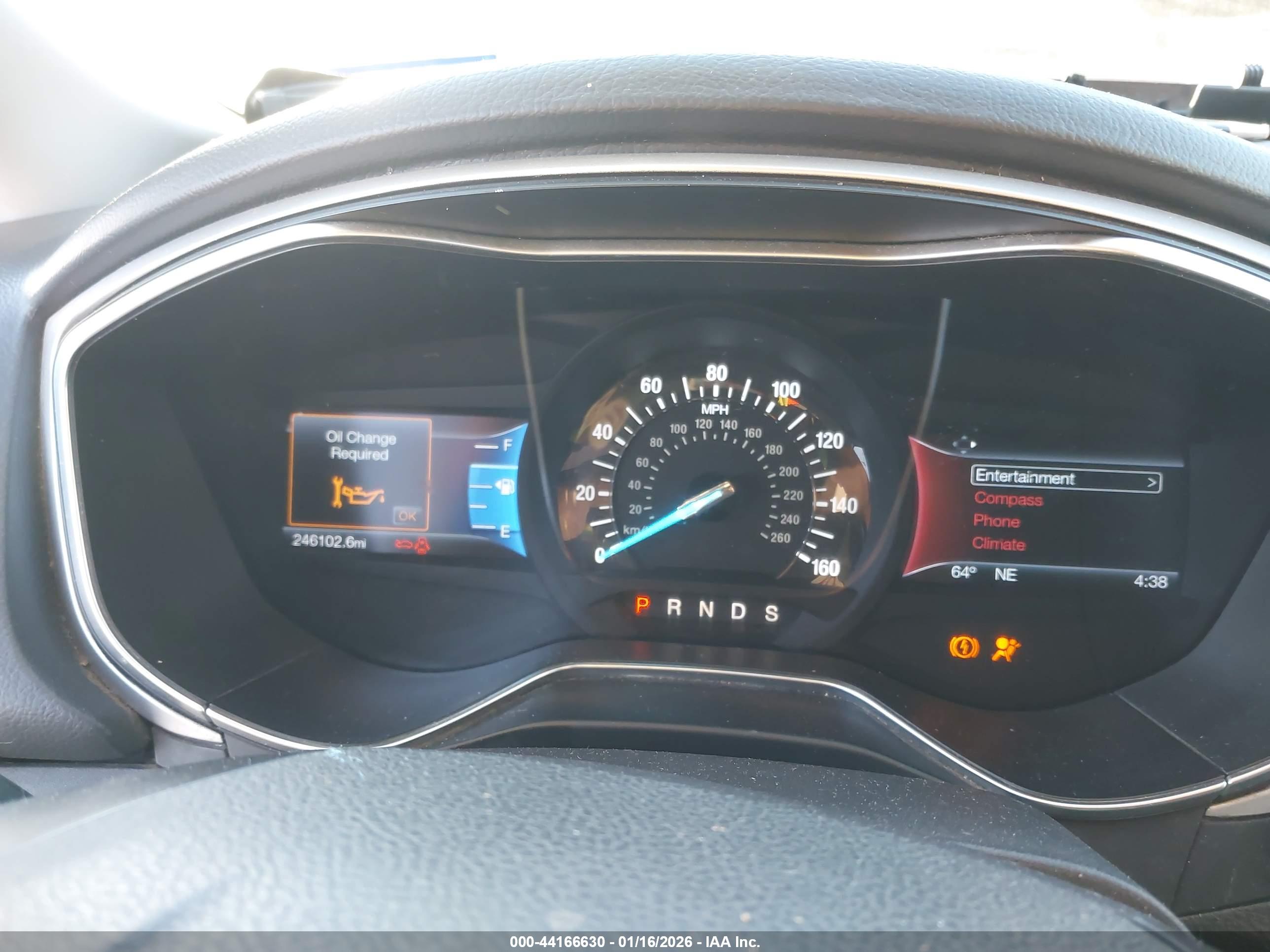 FORD FUSION image 7