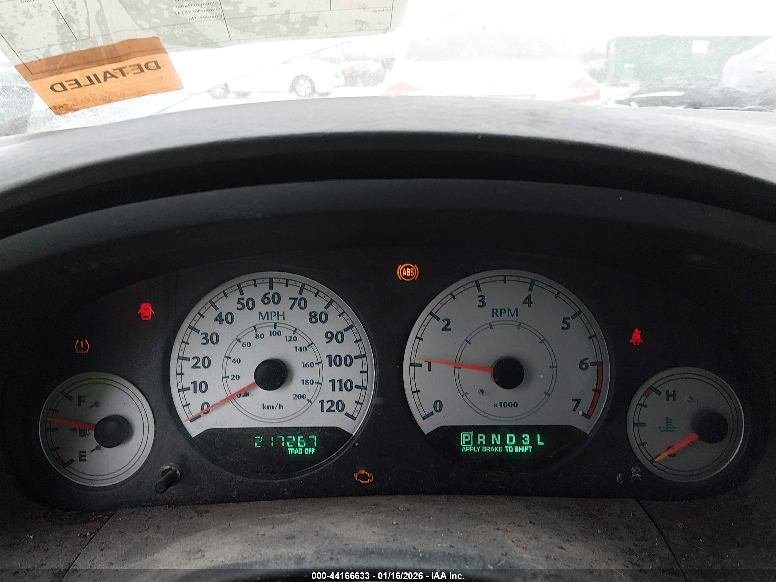 CHRYSLER TOWN image 7