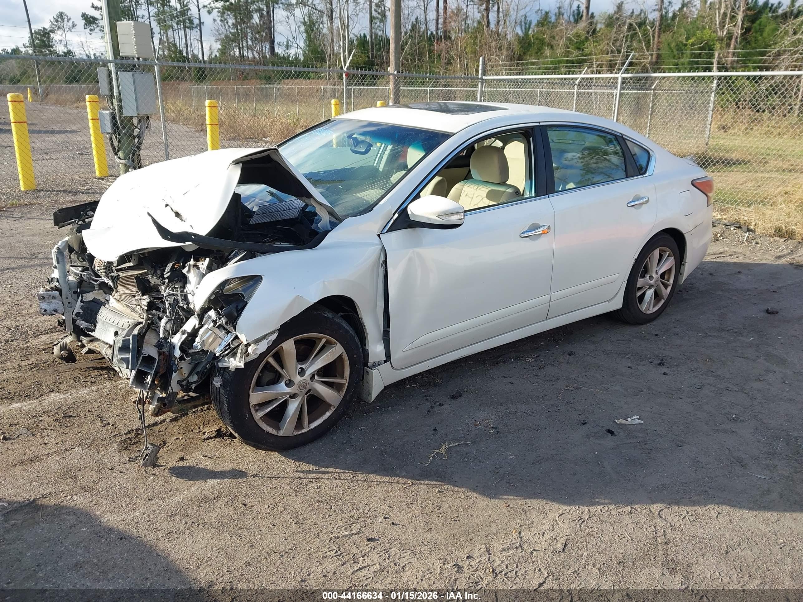 NISSAN ALTIMA image 2