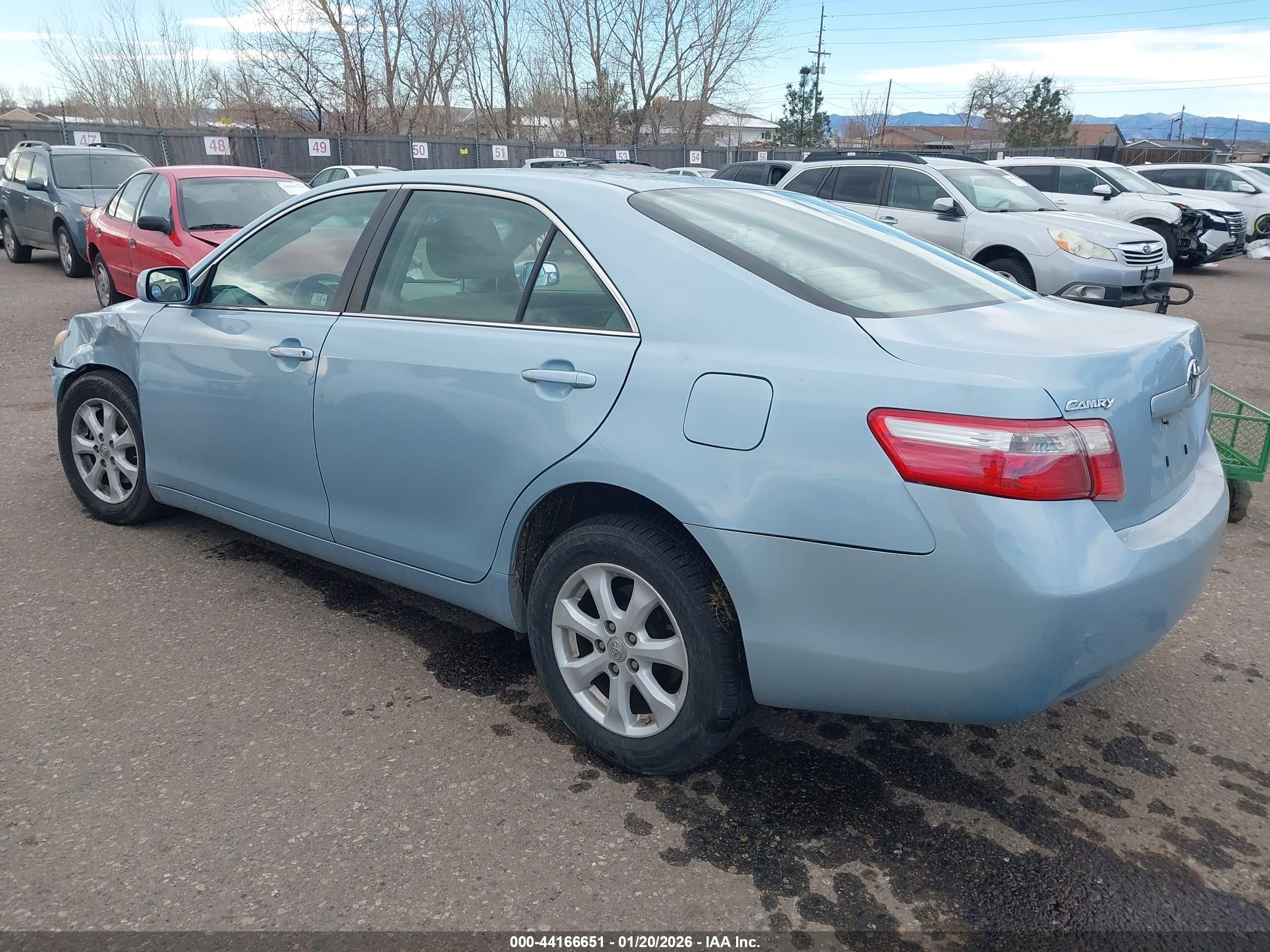 TOYOTA CAMRY image 3