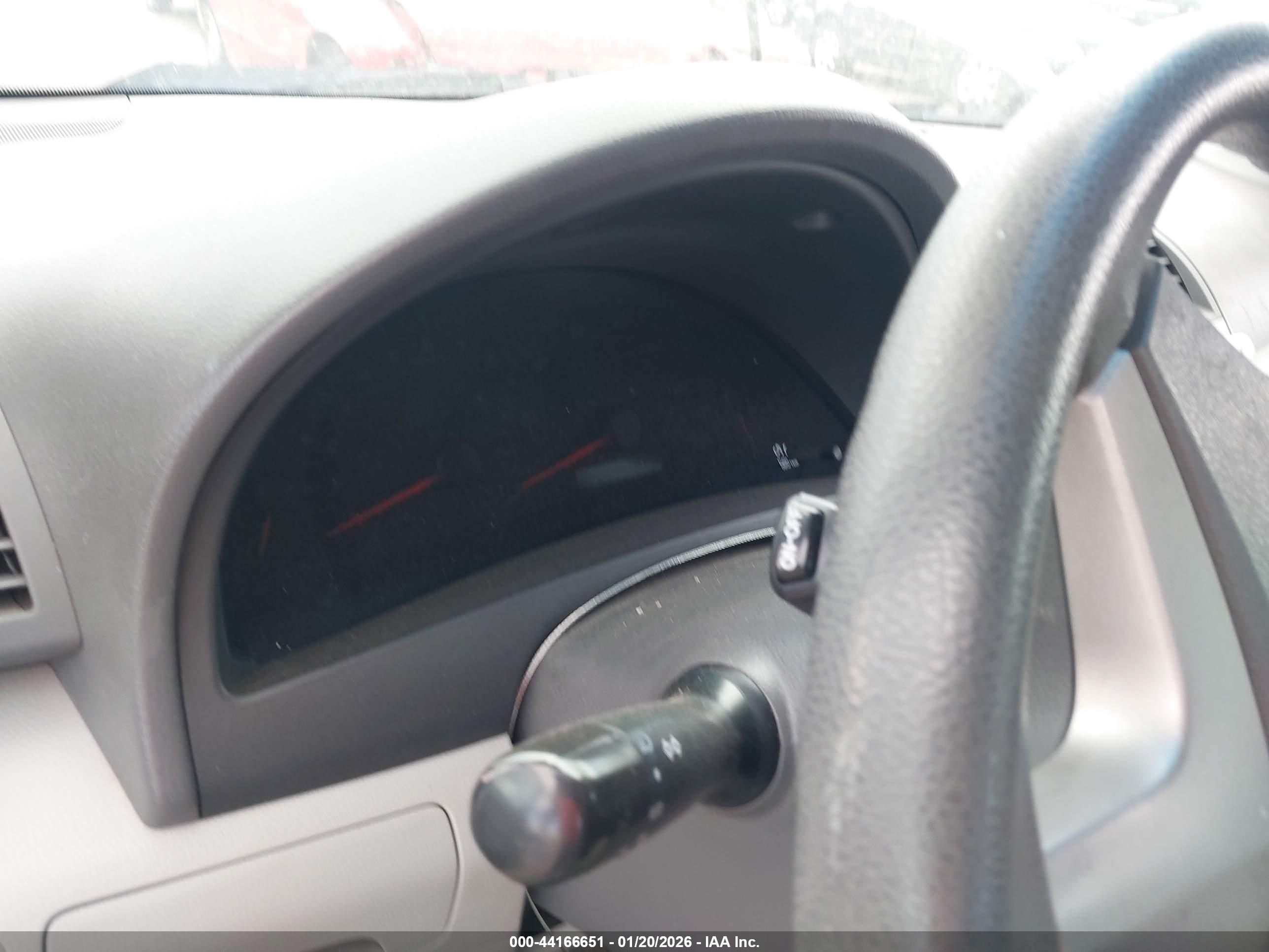 TOYOTA CAMRY image 7