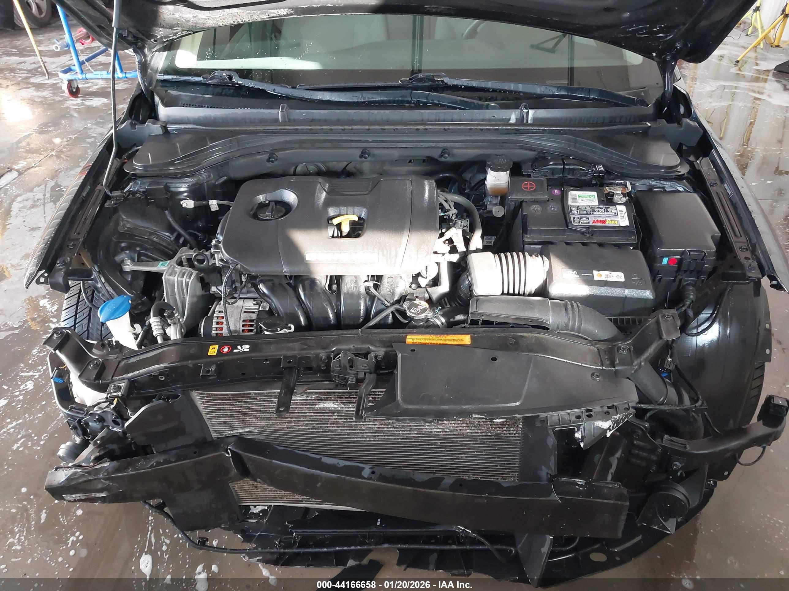 HYUNDAI ELANTRA image 10