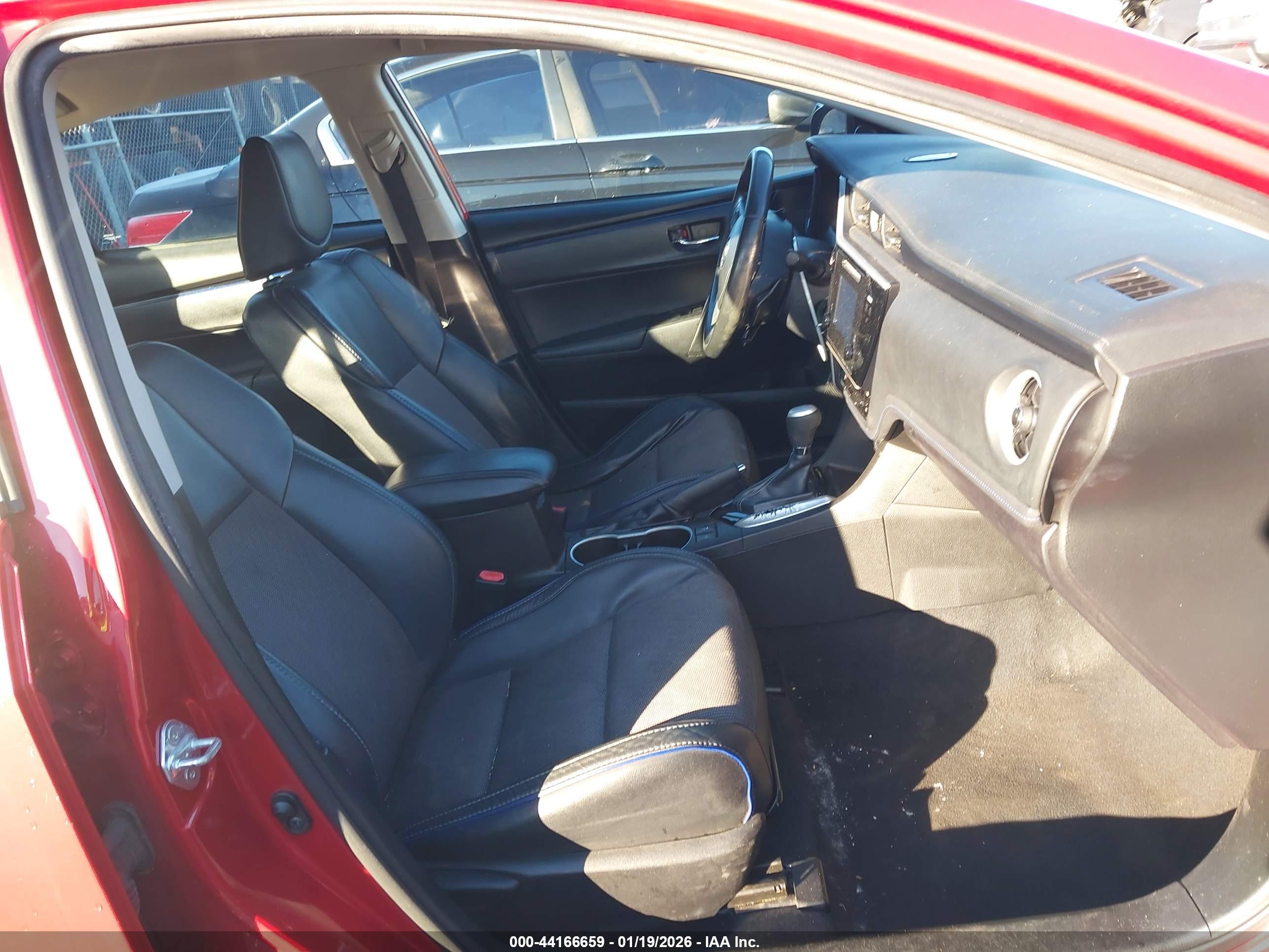 TOYOTA COROLLA image 5