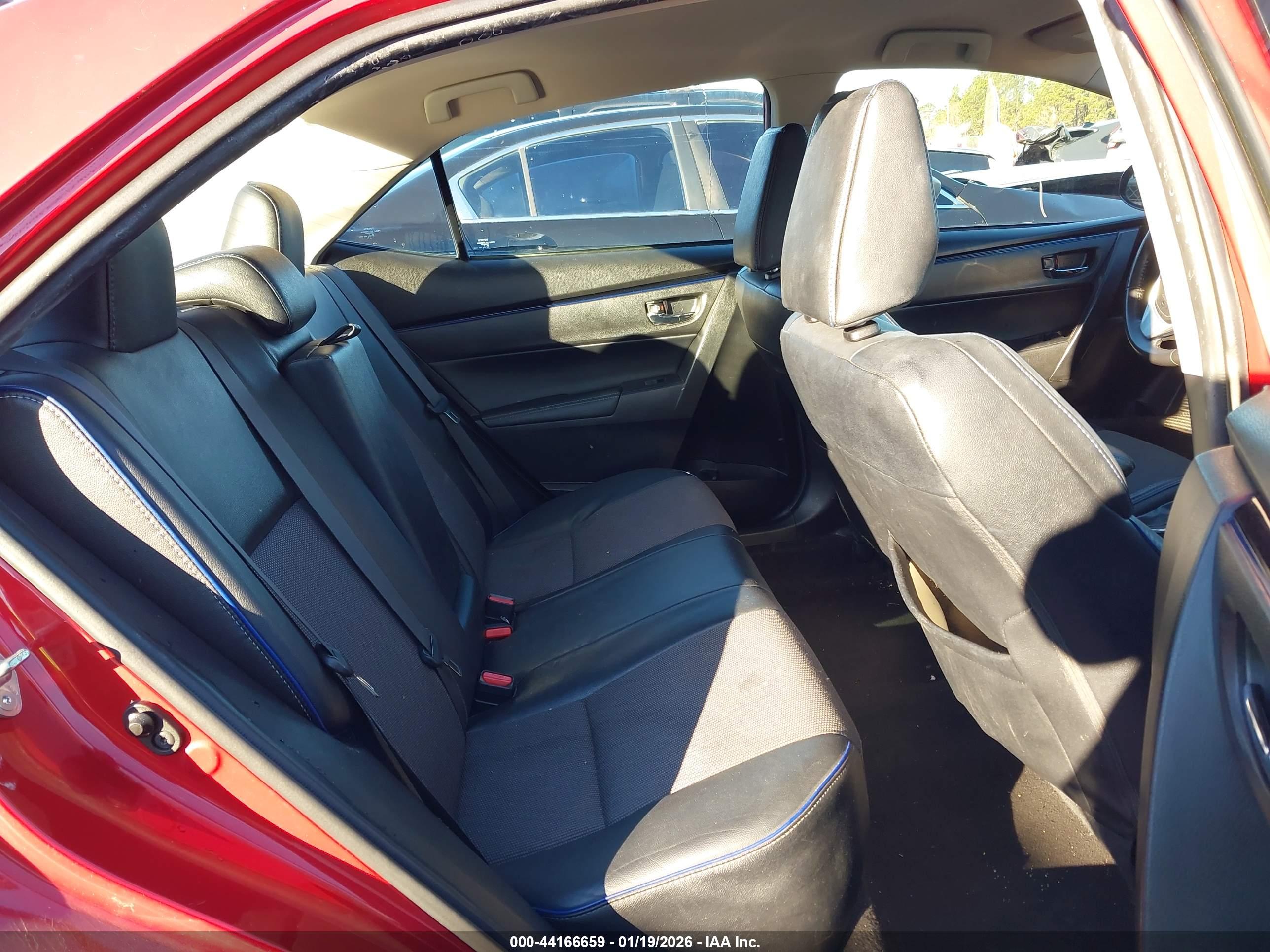 TOYOTA COROLLA image 8