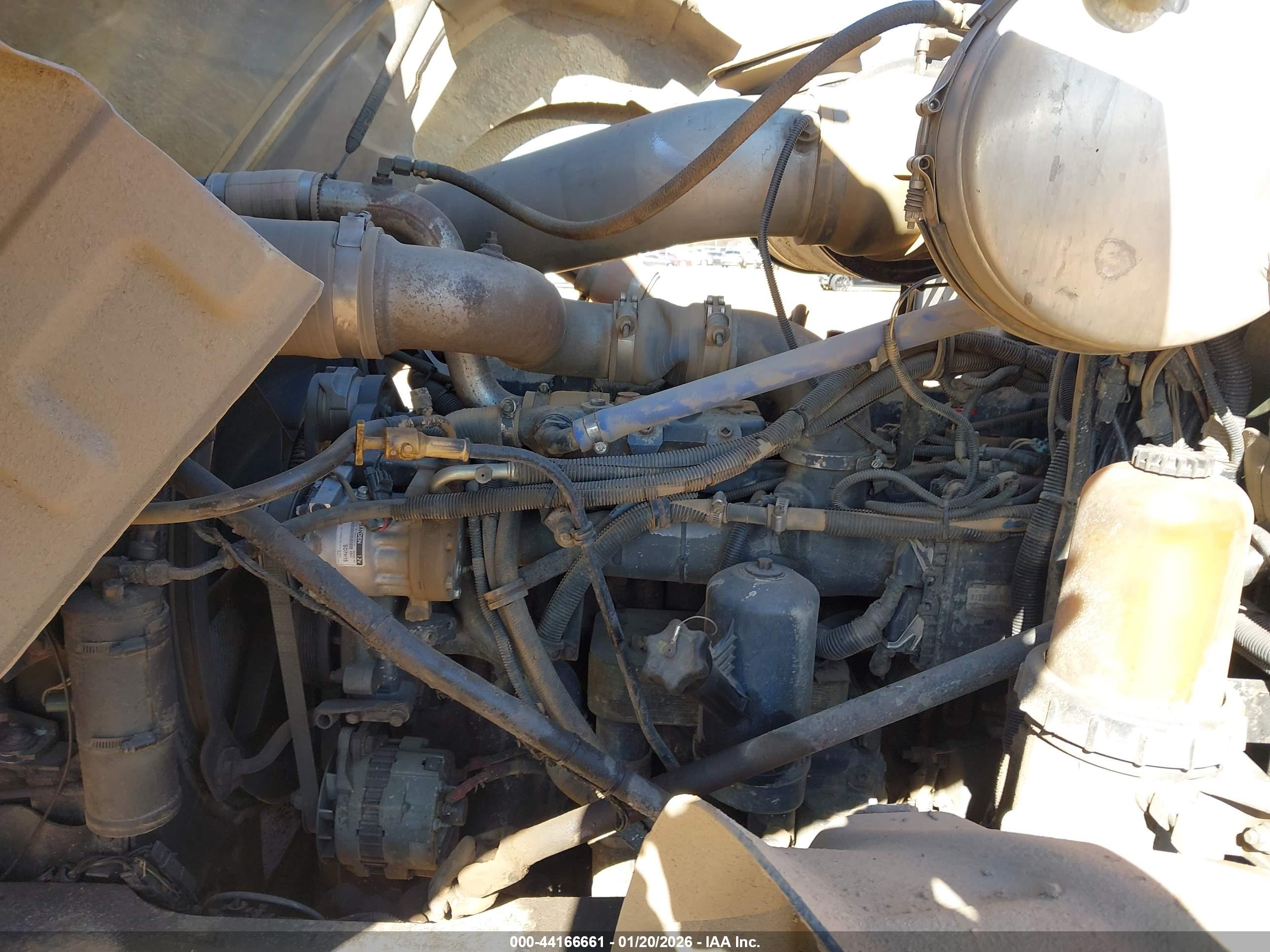 MACK 700 image 10