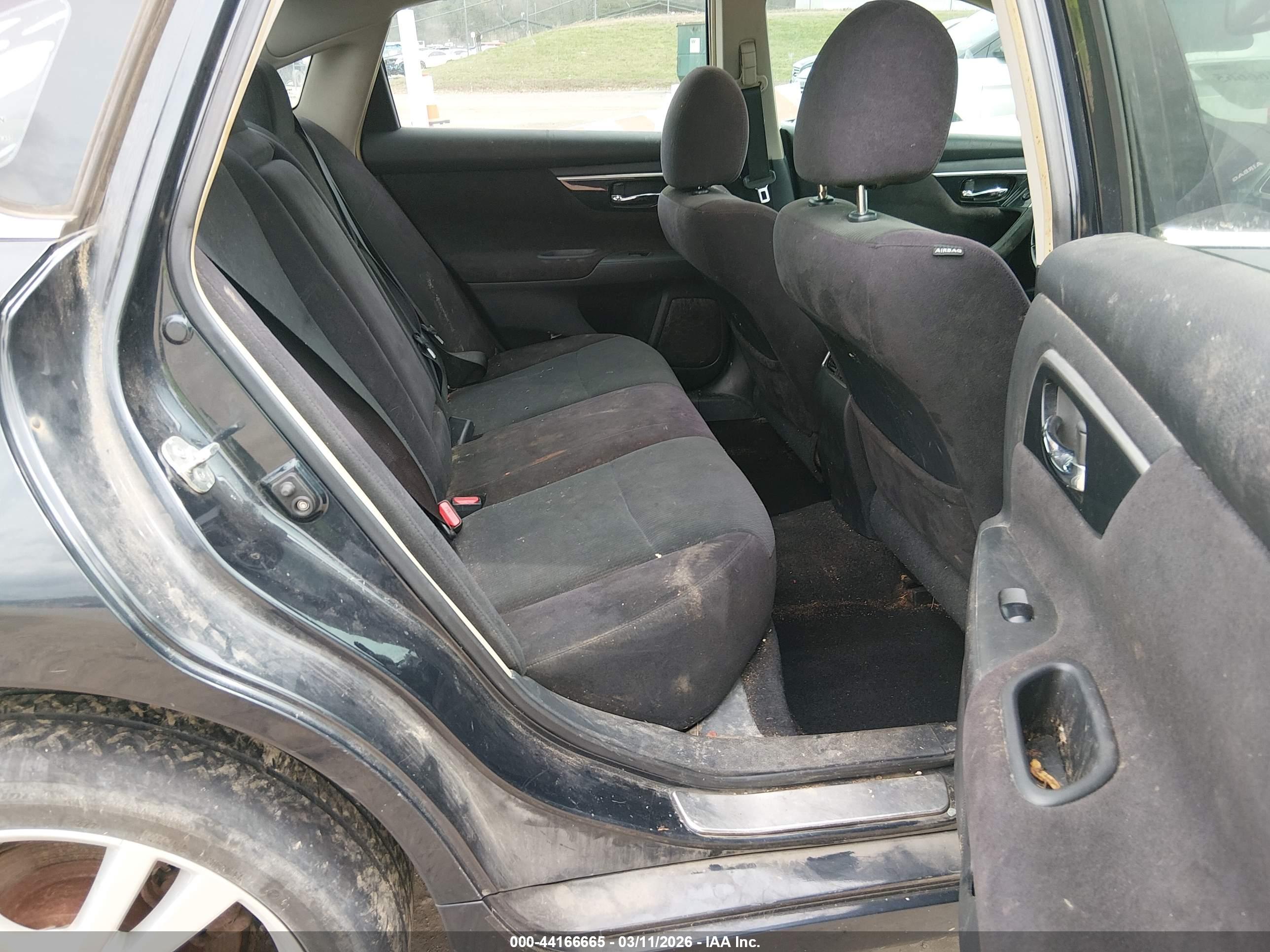 NISSAN ALTIMA image 8