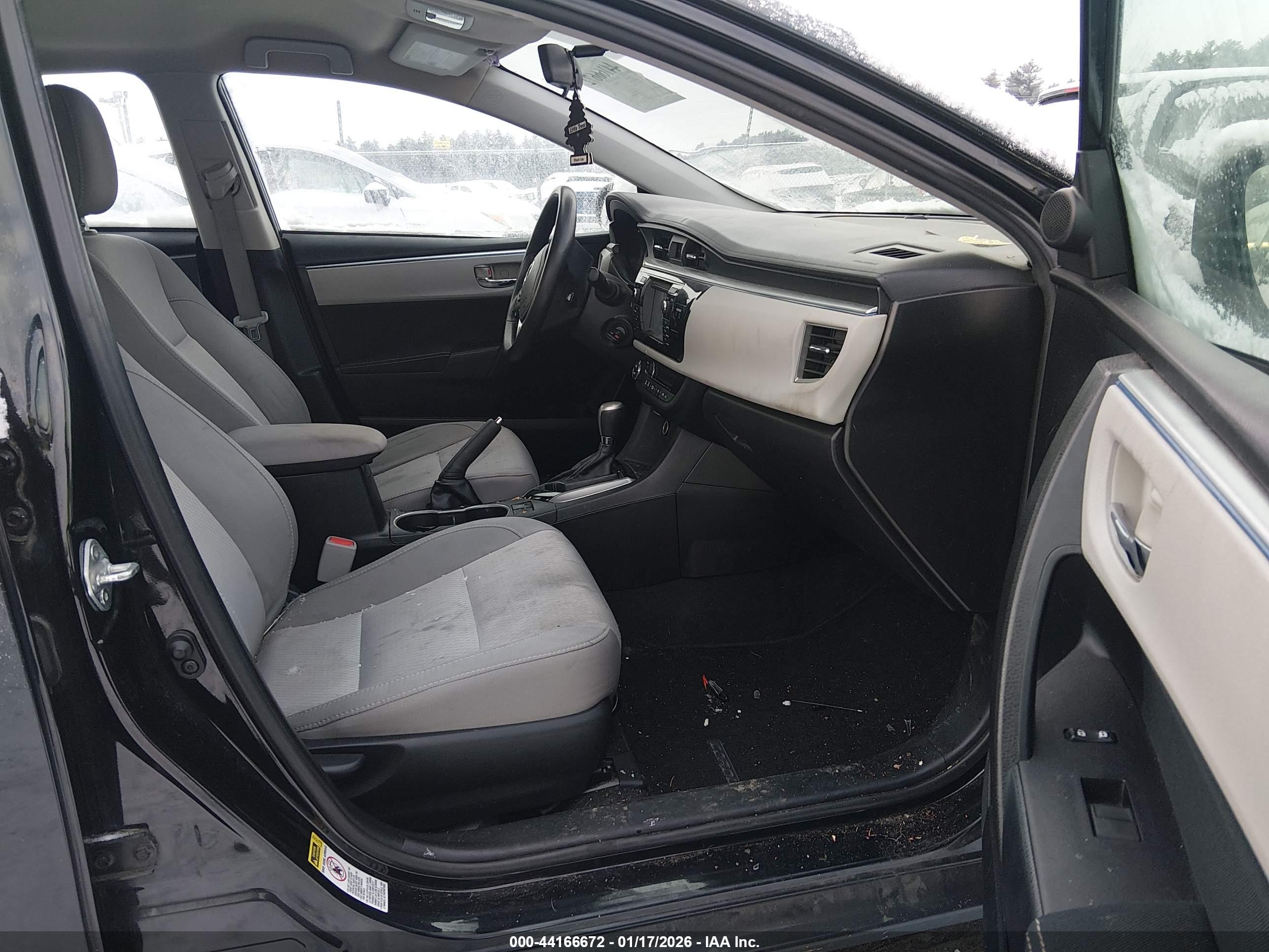 TOYOTA COROLLA image 5