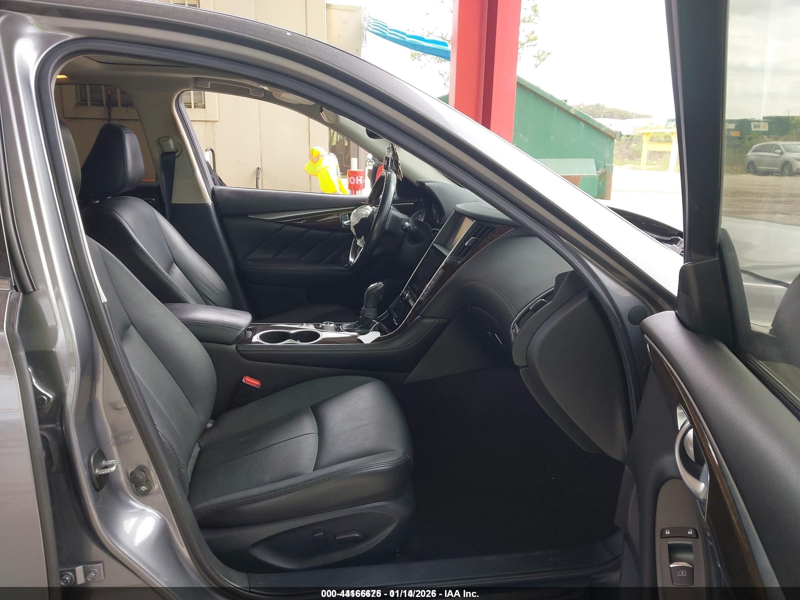 INFINITI Q50 image 5