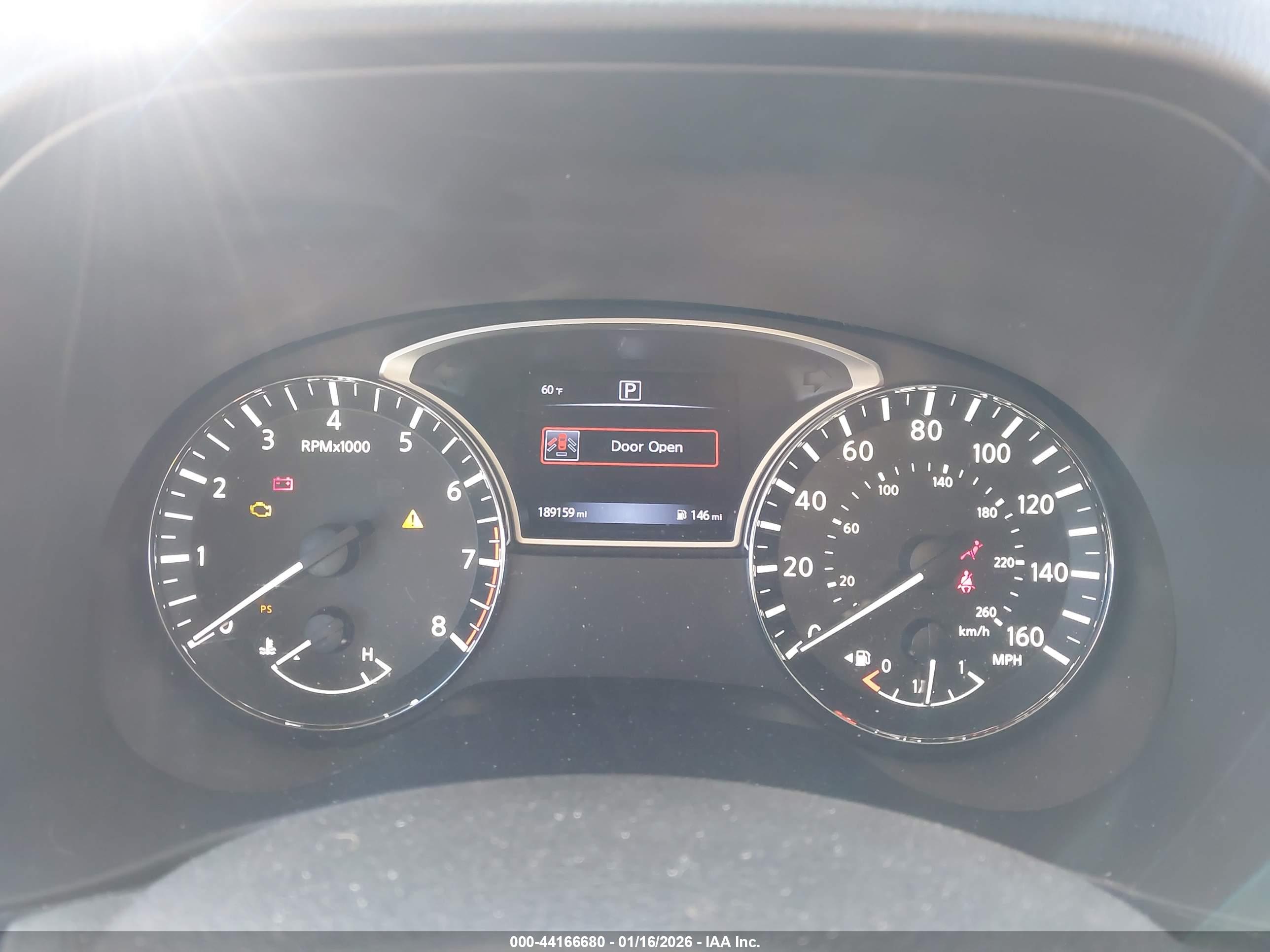 NISSAN PATHFINDER image 7