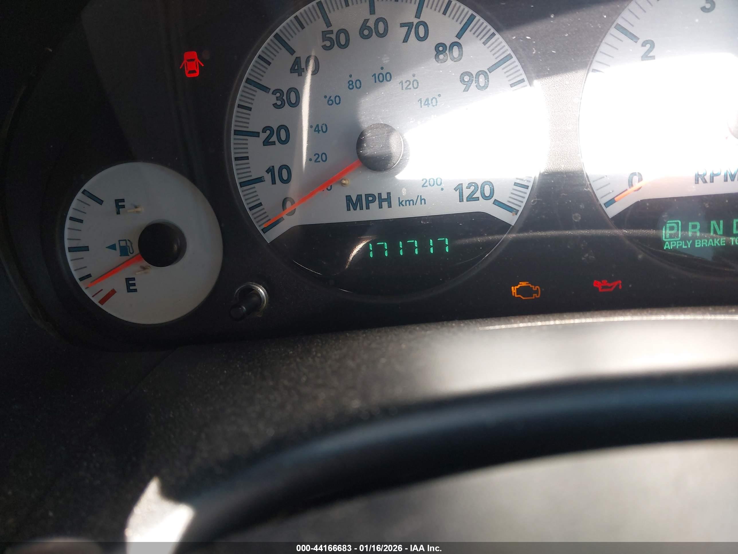 DODGE GRAND image 7